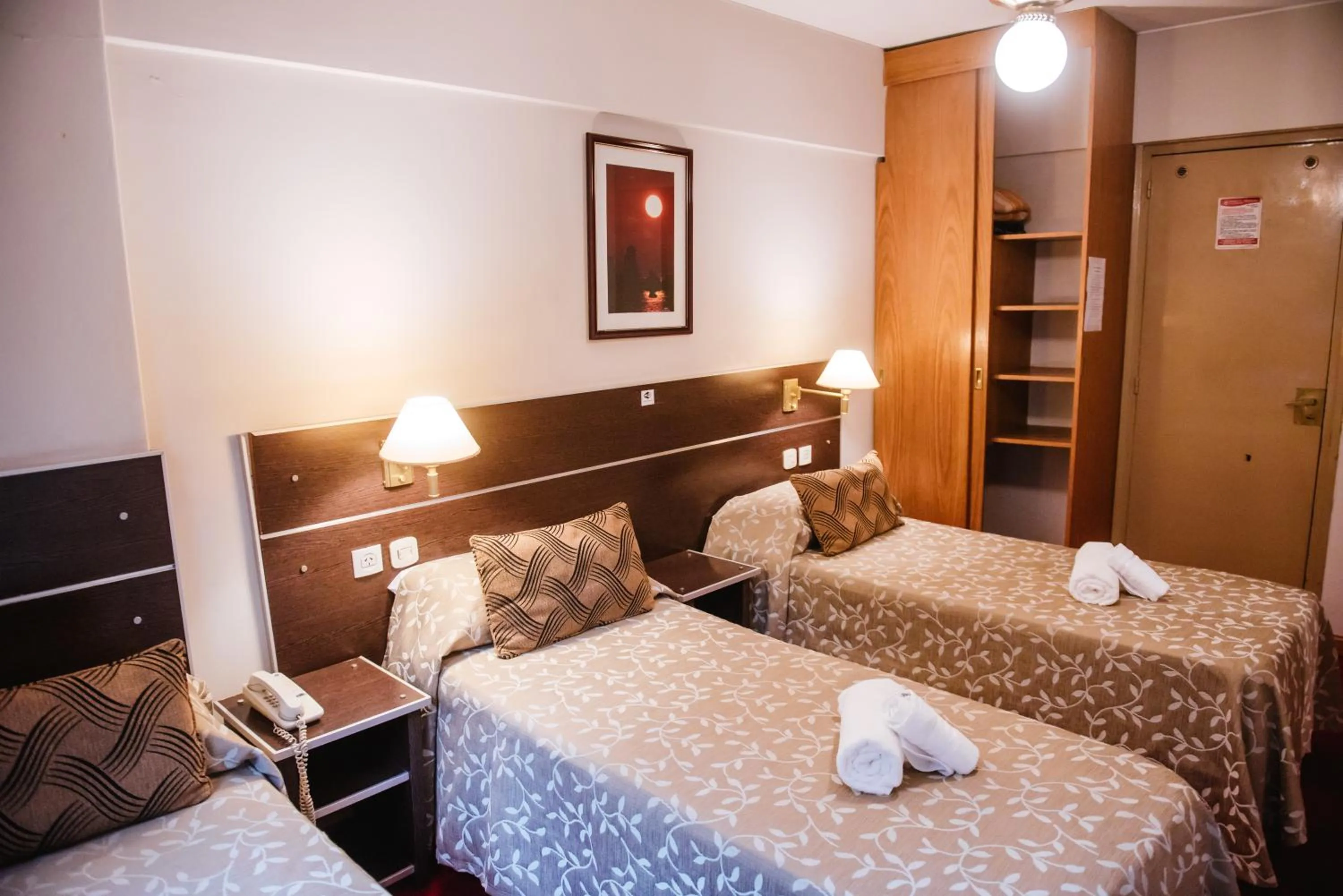 Photo of the whole room in Hotel Pacífico