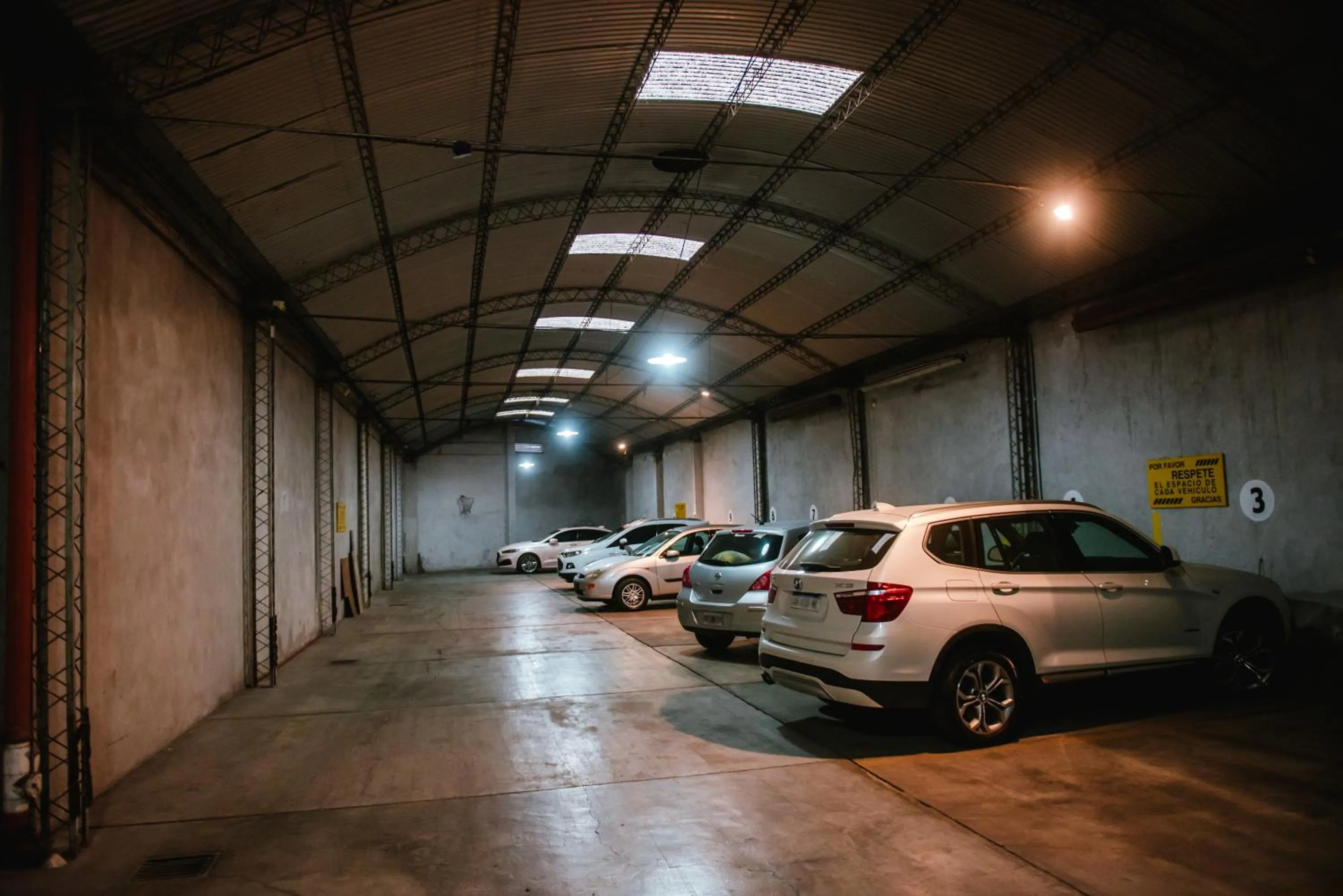 Parking in Hotel Pacífico