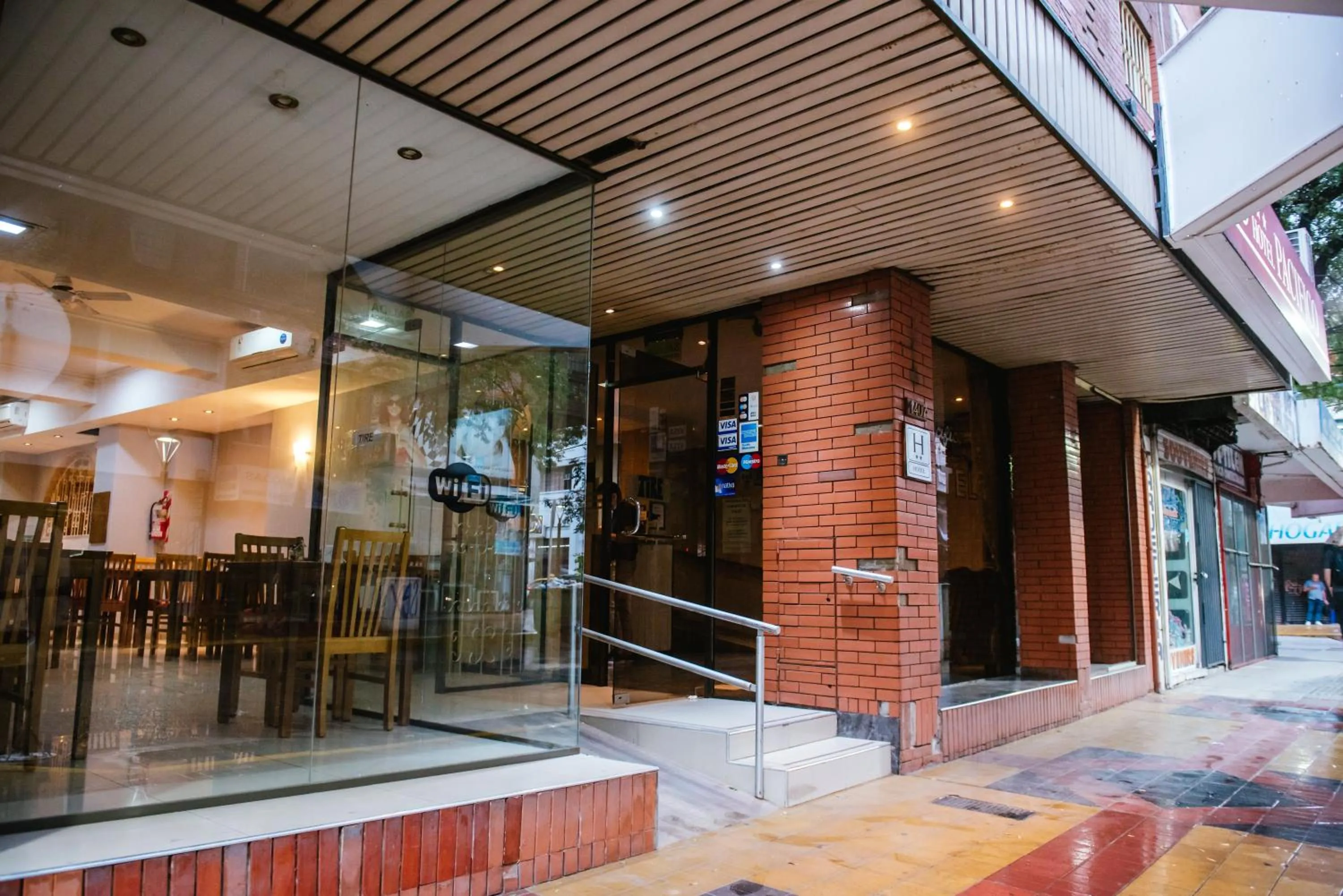 Facade/entrance in Hotel Pacífico