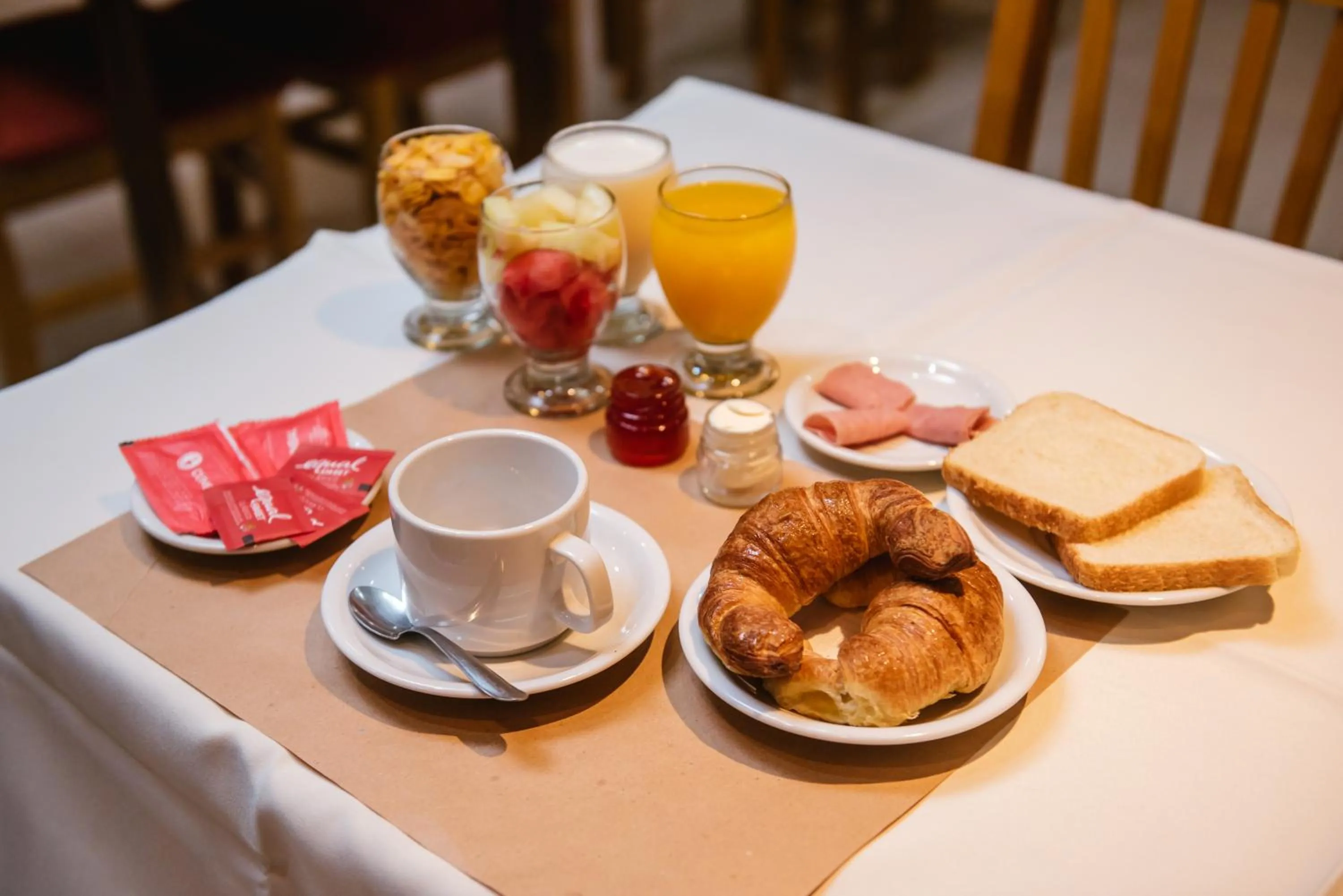 Breakfast in Hotel Pacífico