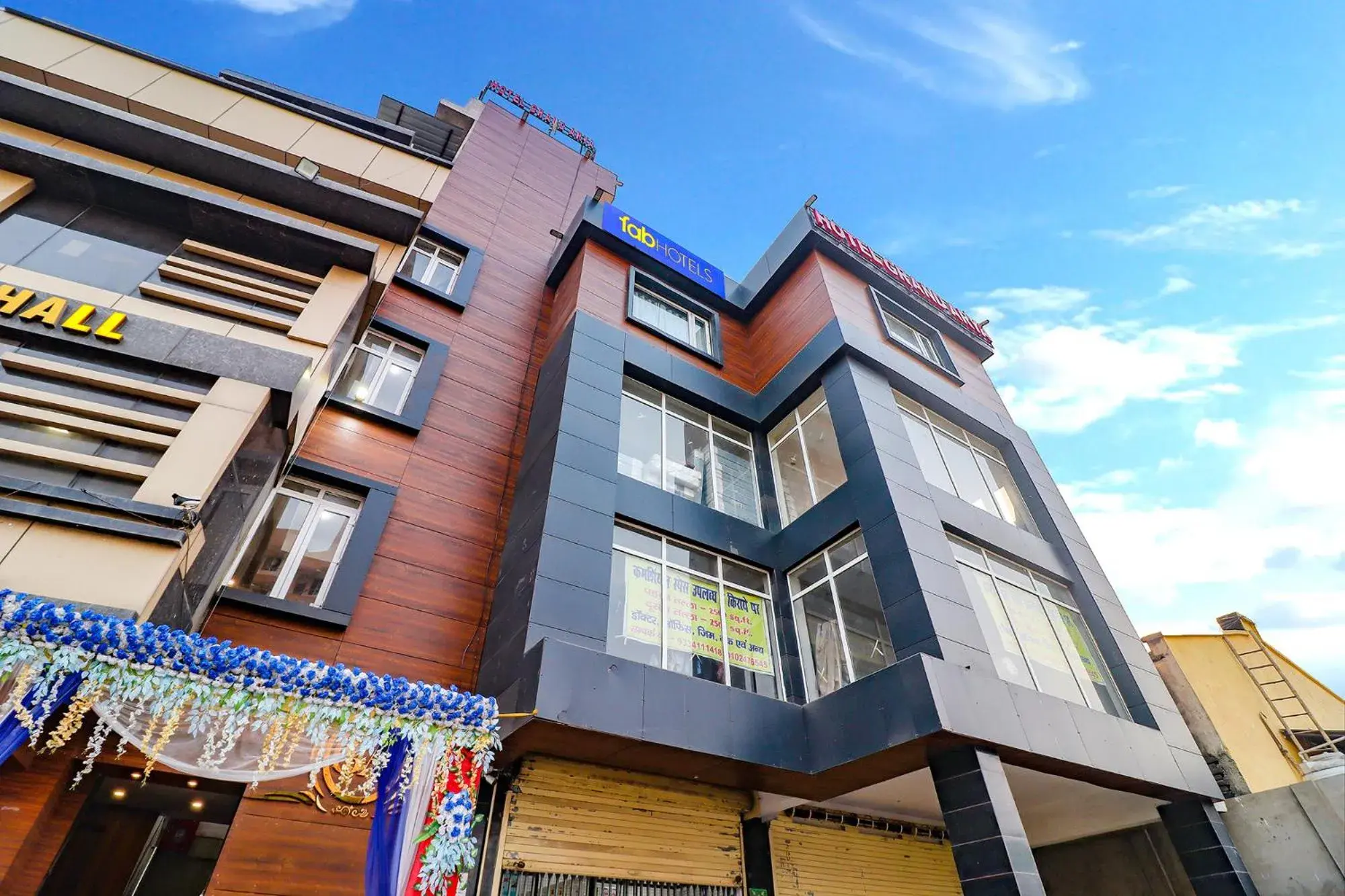 Property building in FabHotel Grand Arya Property building in FabHotel Grand Arya