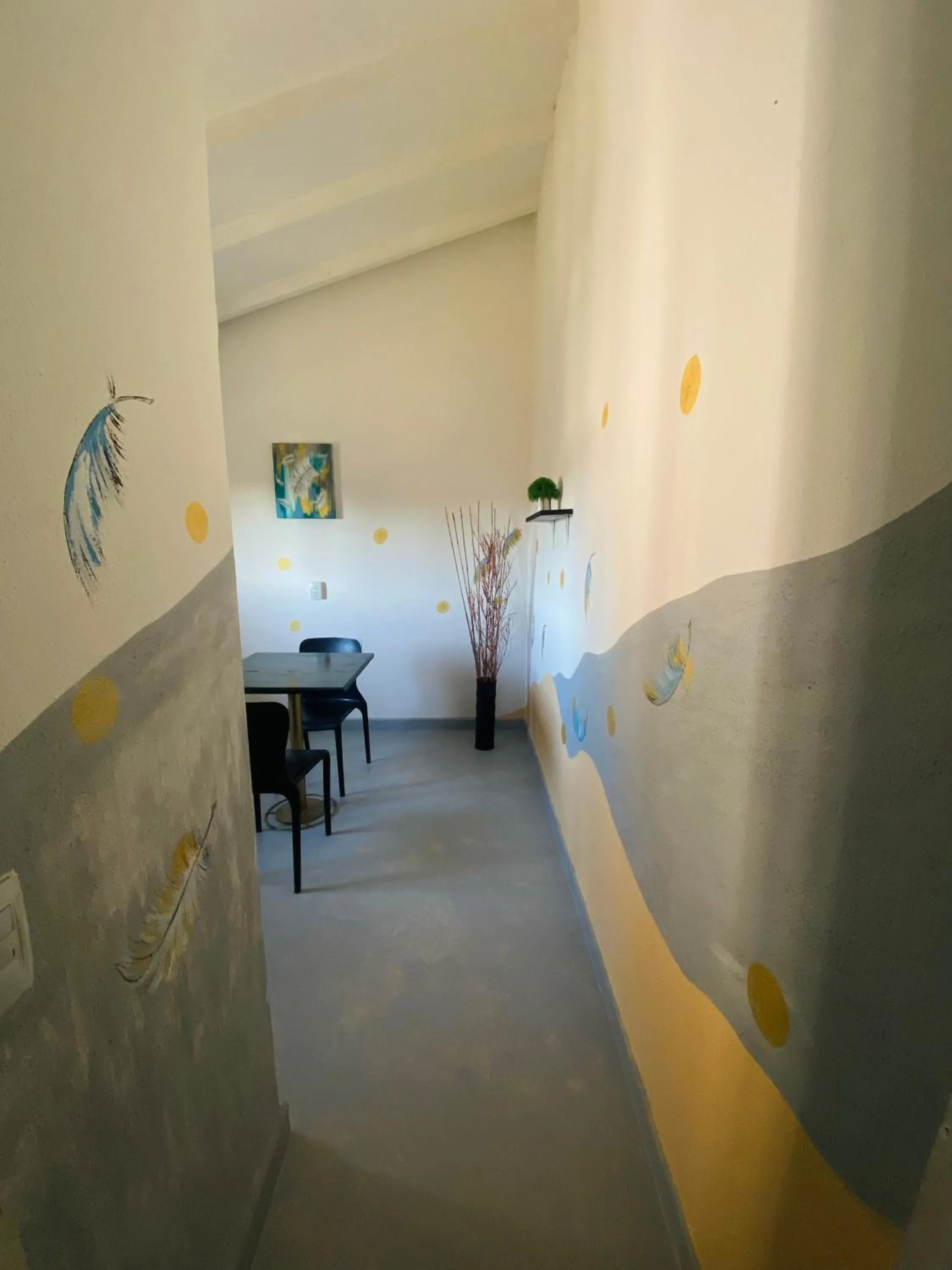 Dining area in Carod Espacio Serrano