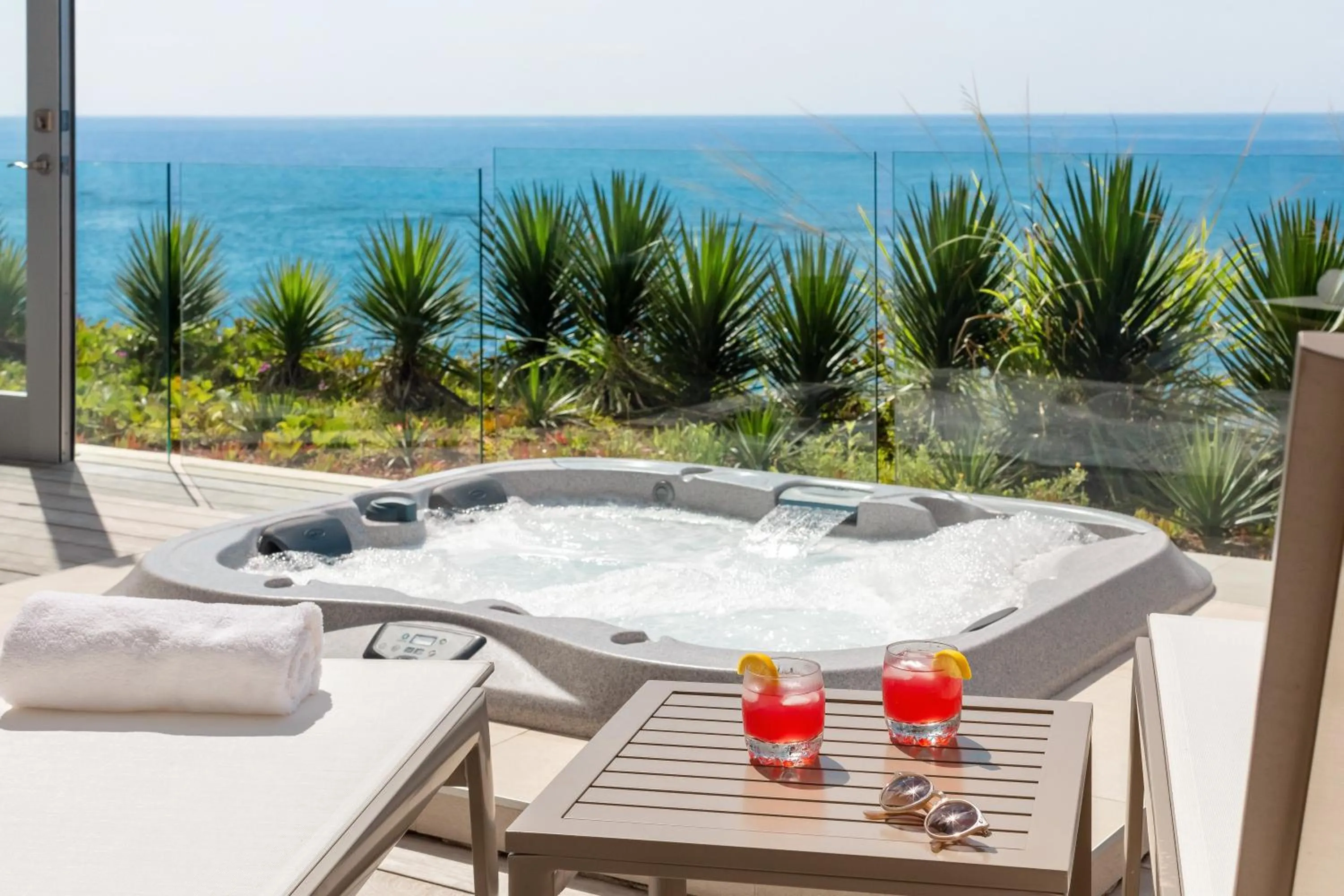 Hot Tub in Azura Bermuda