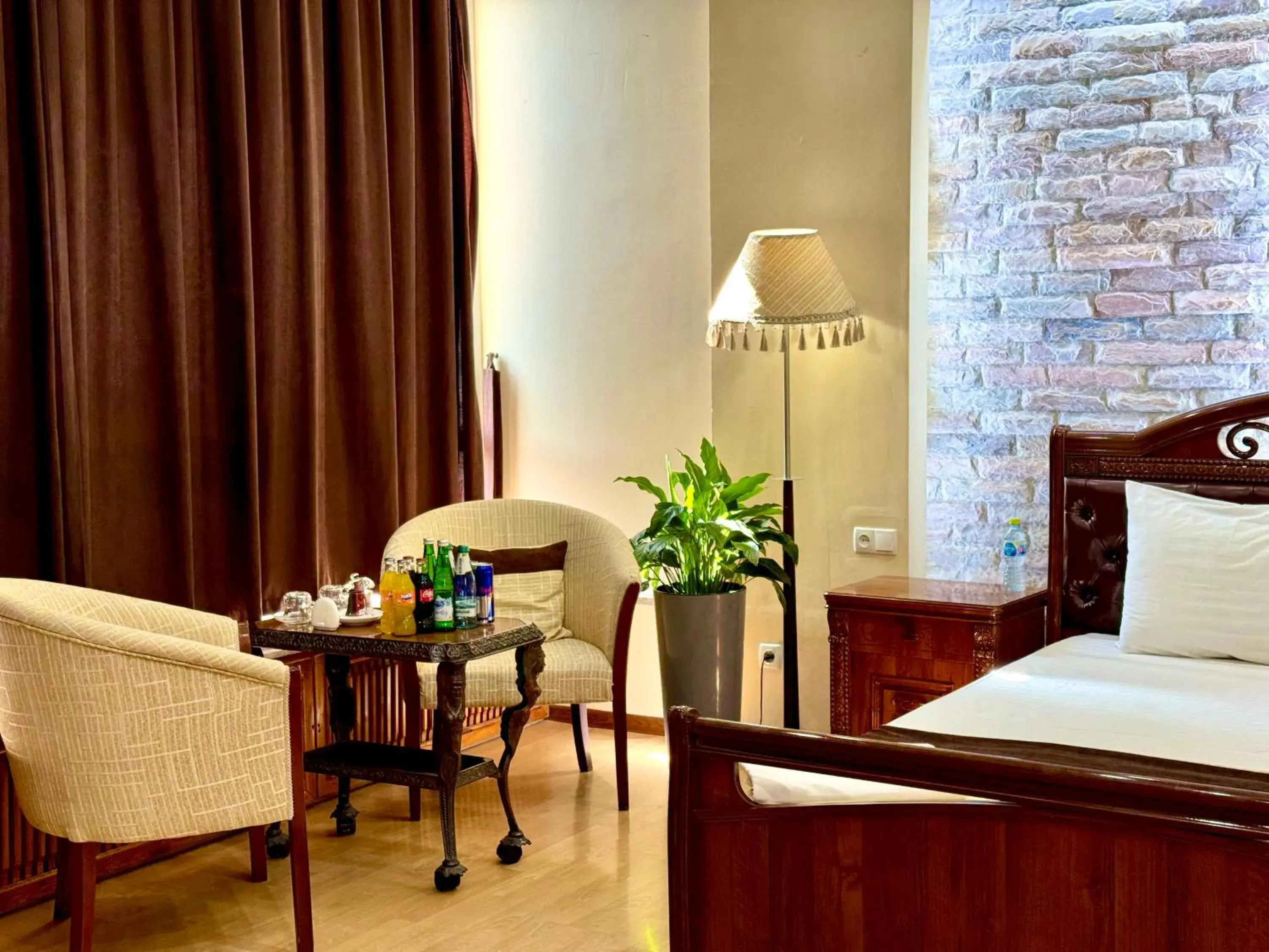 Bed in Retro Palace Bed in Retro Palace