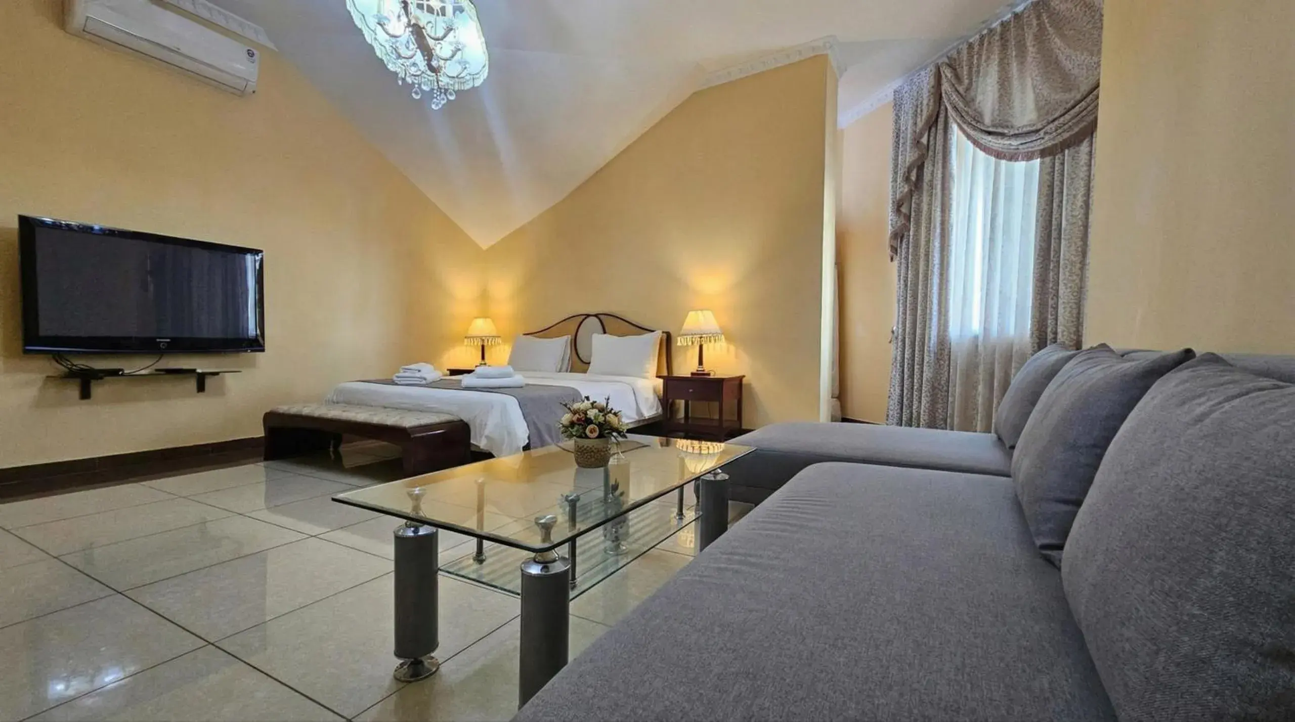 Communal lounge/ TV room, Bed in Retro Palace Communal lounge/ TV room, Bed in Retro Palace