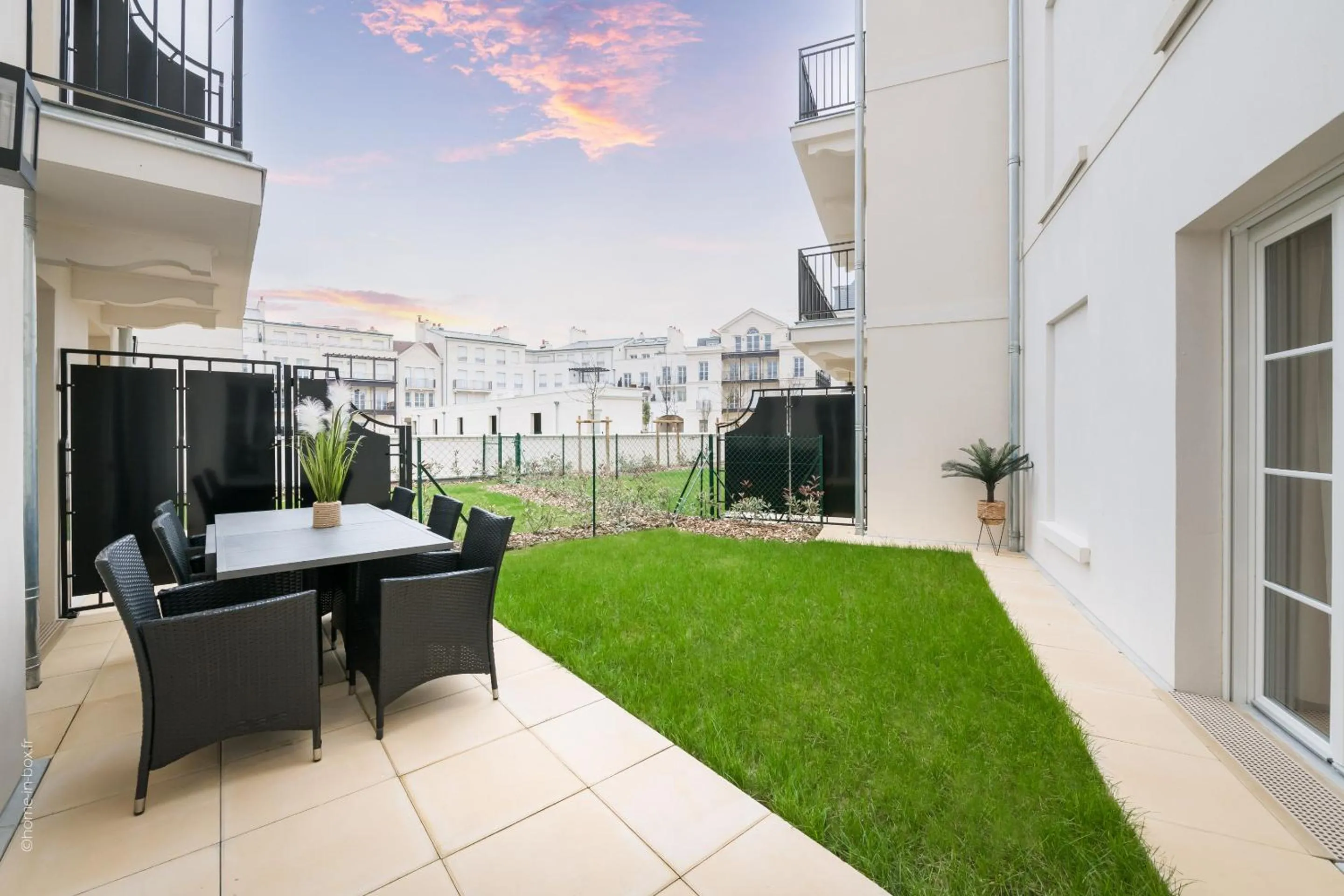 Garden in Columbus Garden By Plaza