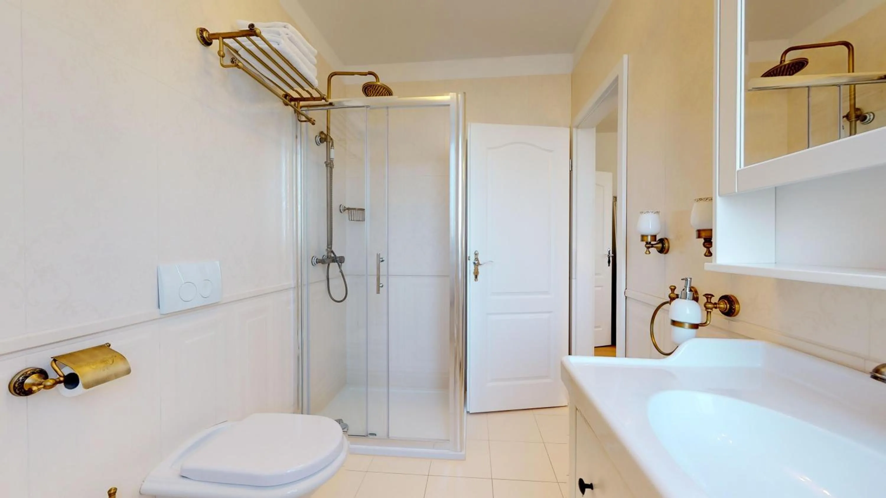 Shower in Elegant Hvar town villa with pool