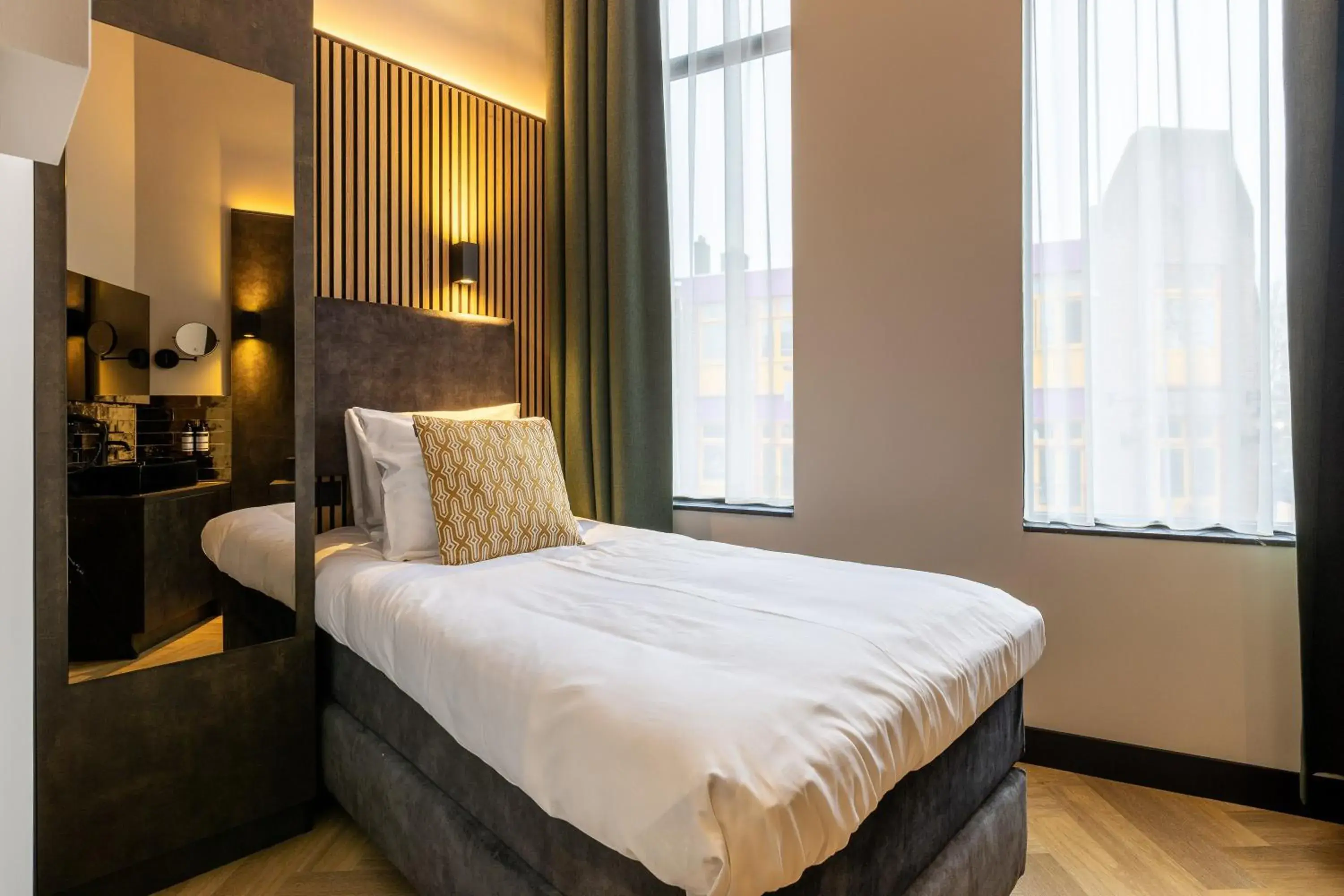 Bed in Monument Hotel Bed in Monument Hotel