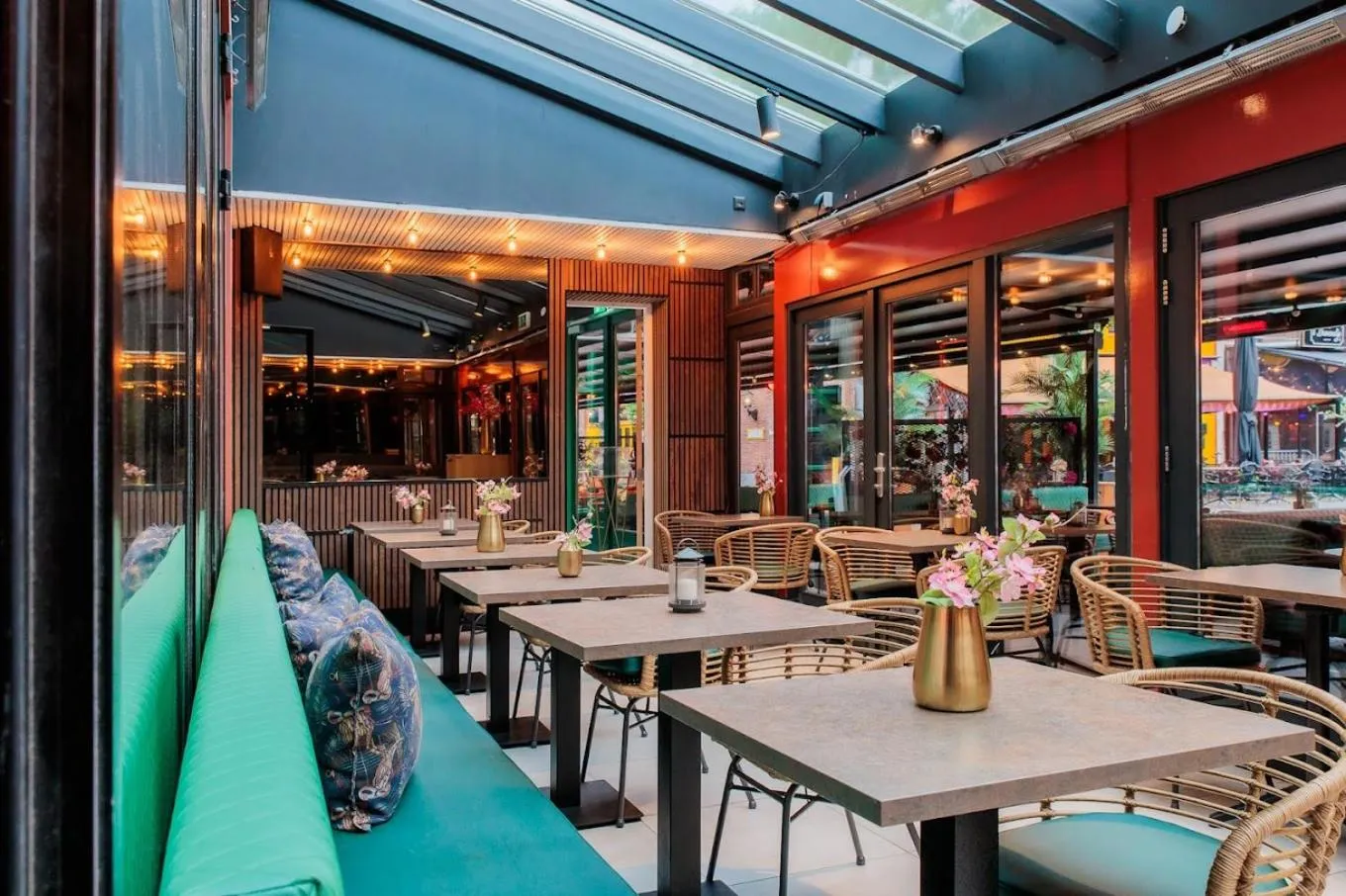 Restaurant/places to eat in Monument Hotel