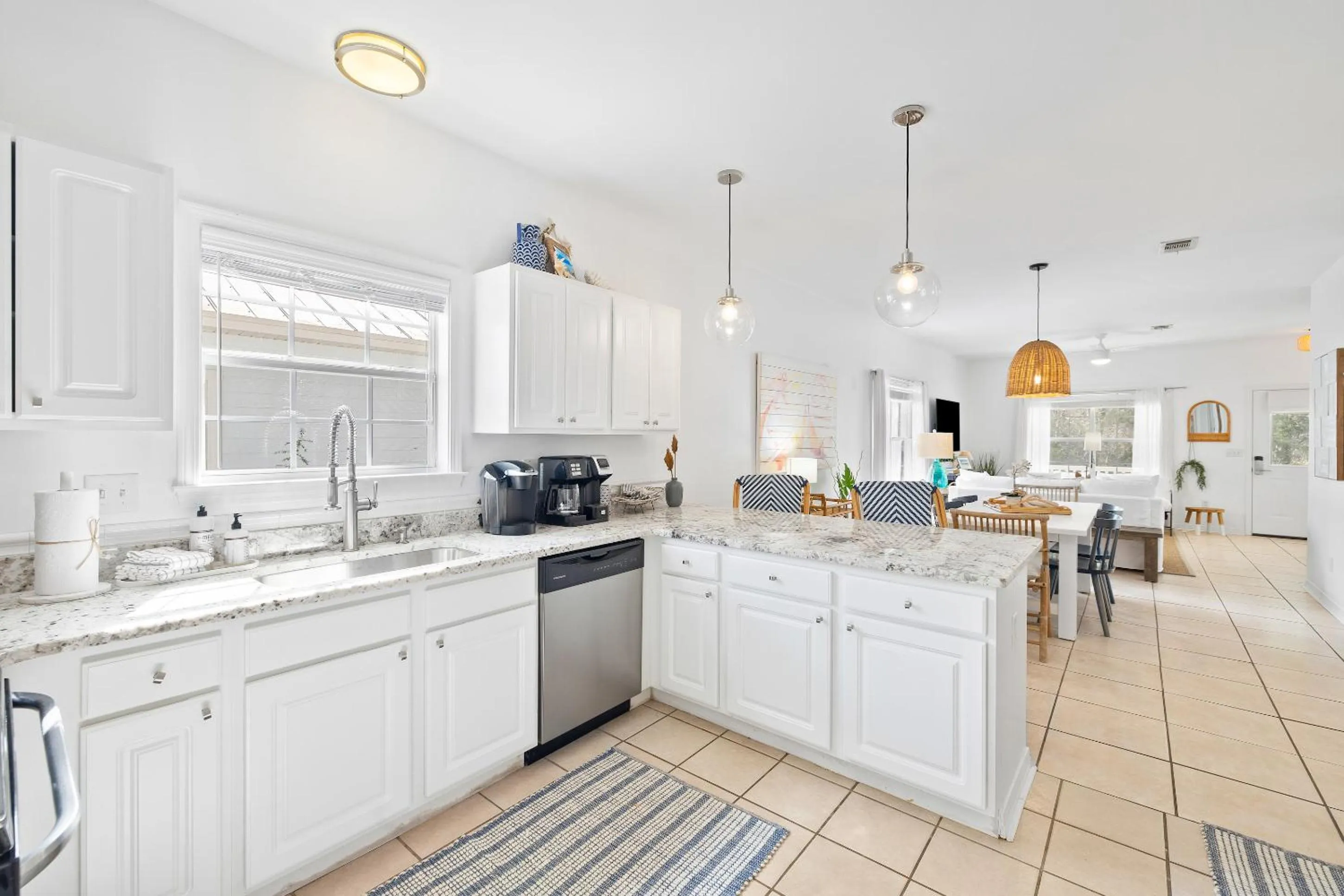 Coffee/tea facilities in 30A Beach House - Coconut Cottage by Panhandle Getaways