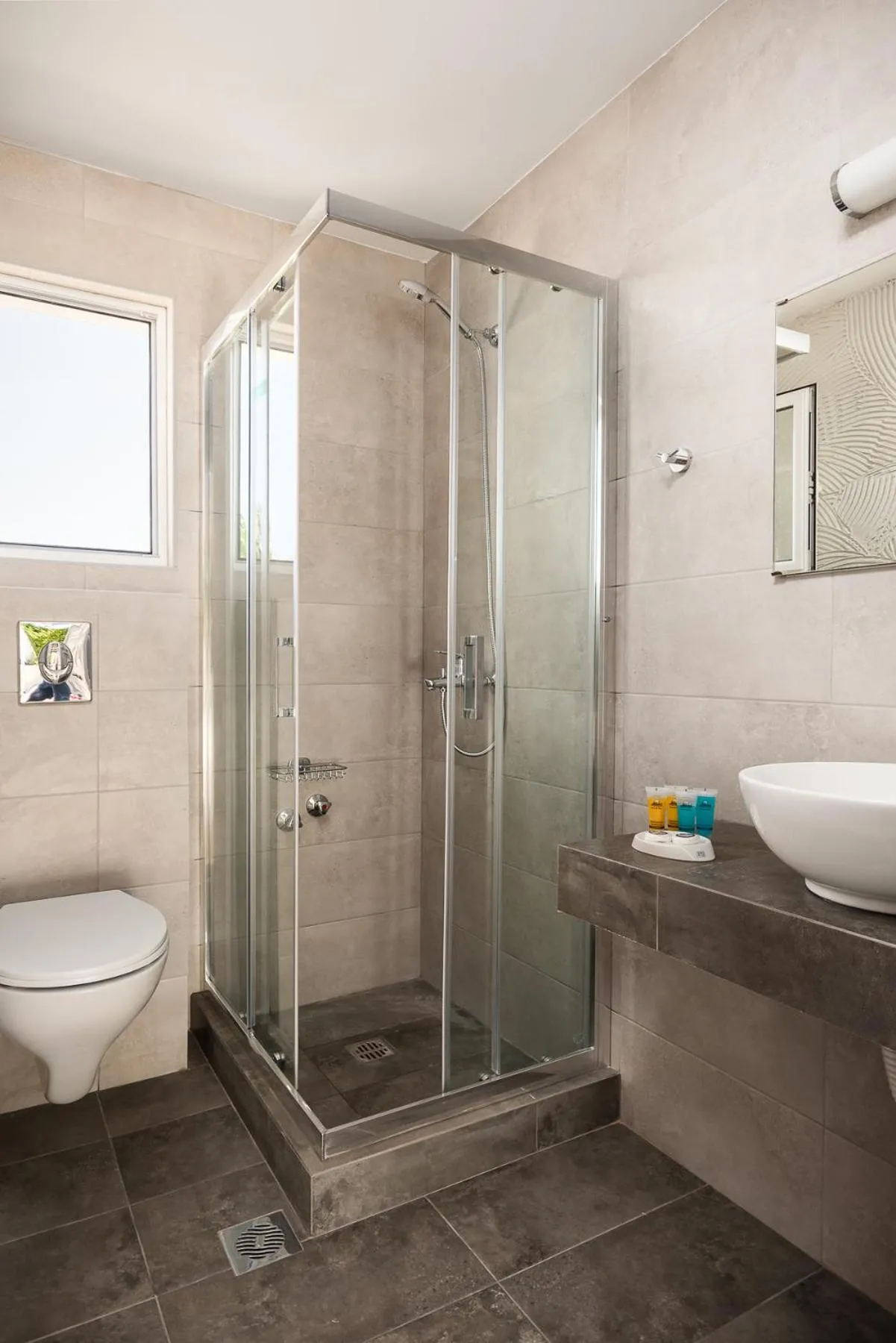 Bathroom in Pantokrator Hotel