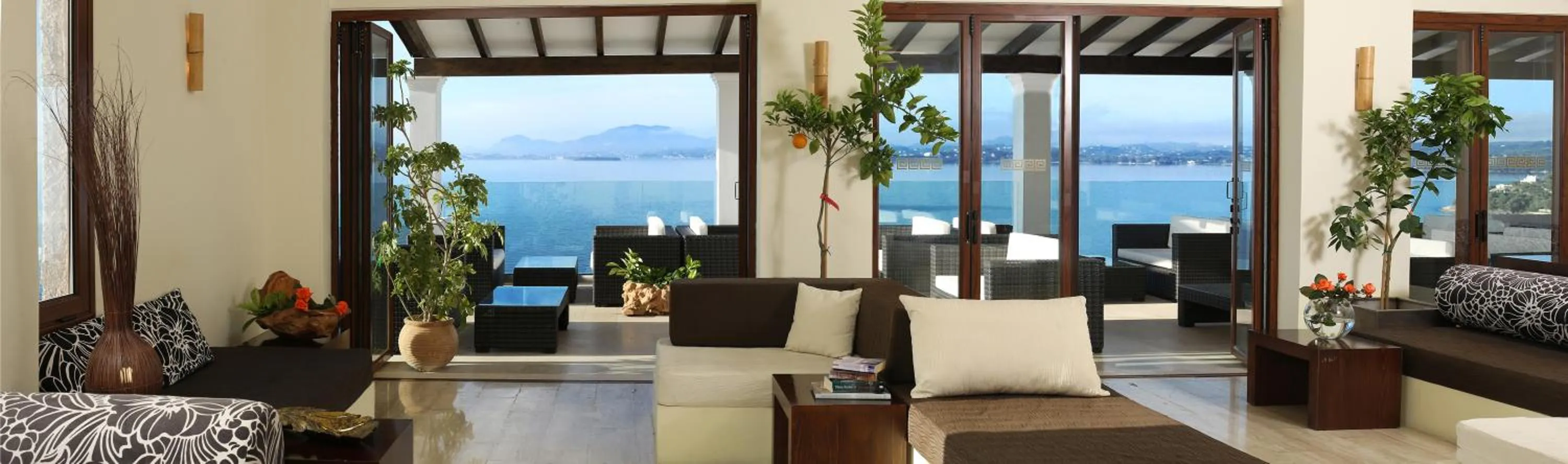 Lobby or reception in Pantokrator Hotel