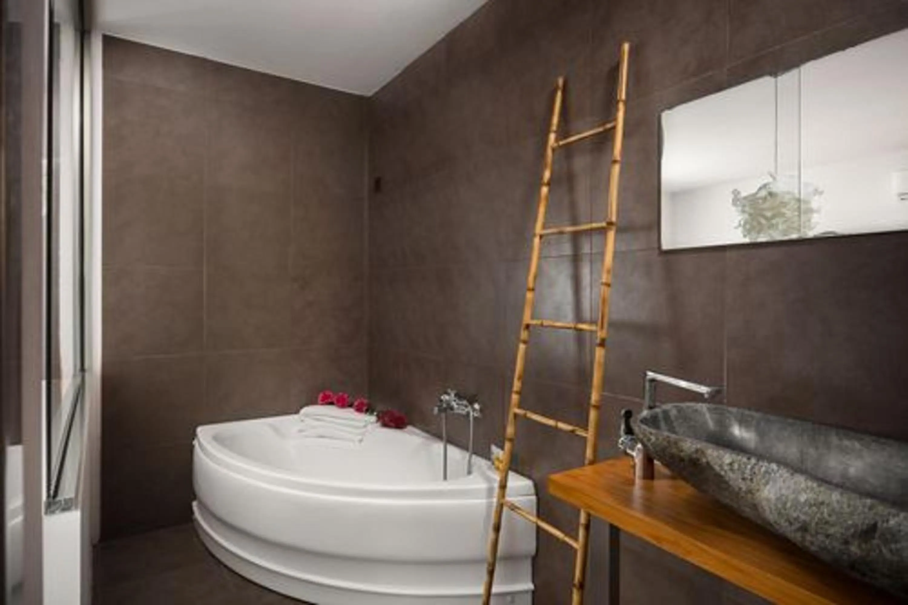 Bathroom in Pantokrator Hotel