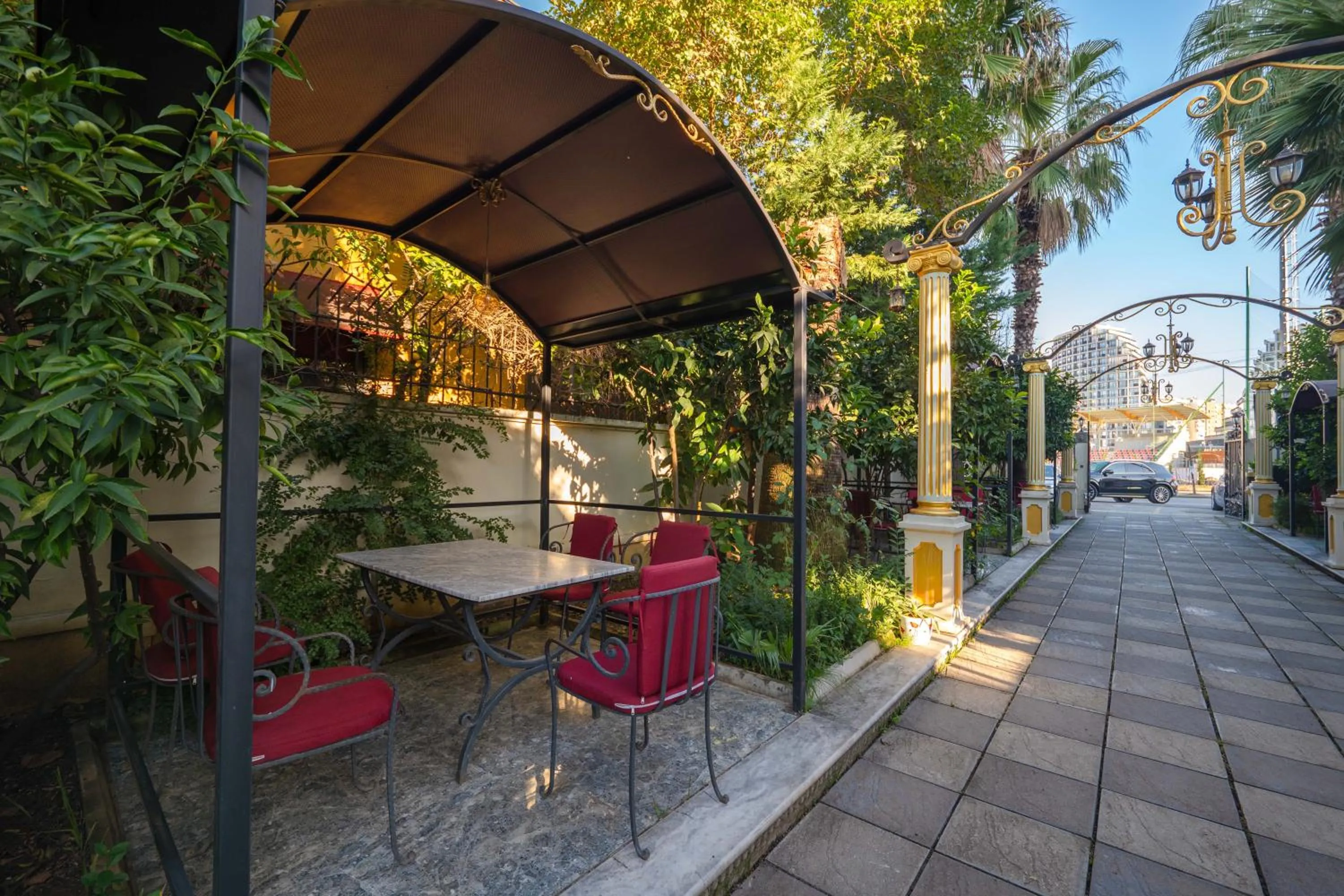 Garden in Olimpic Hotel