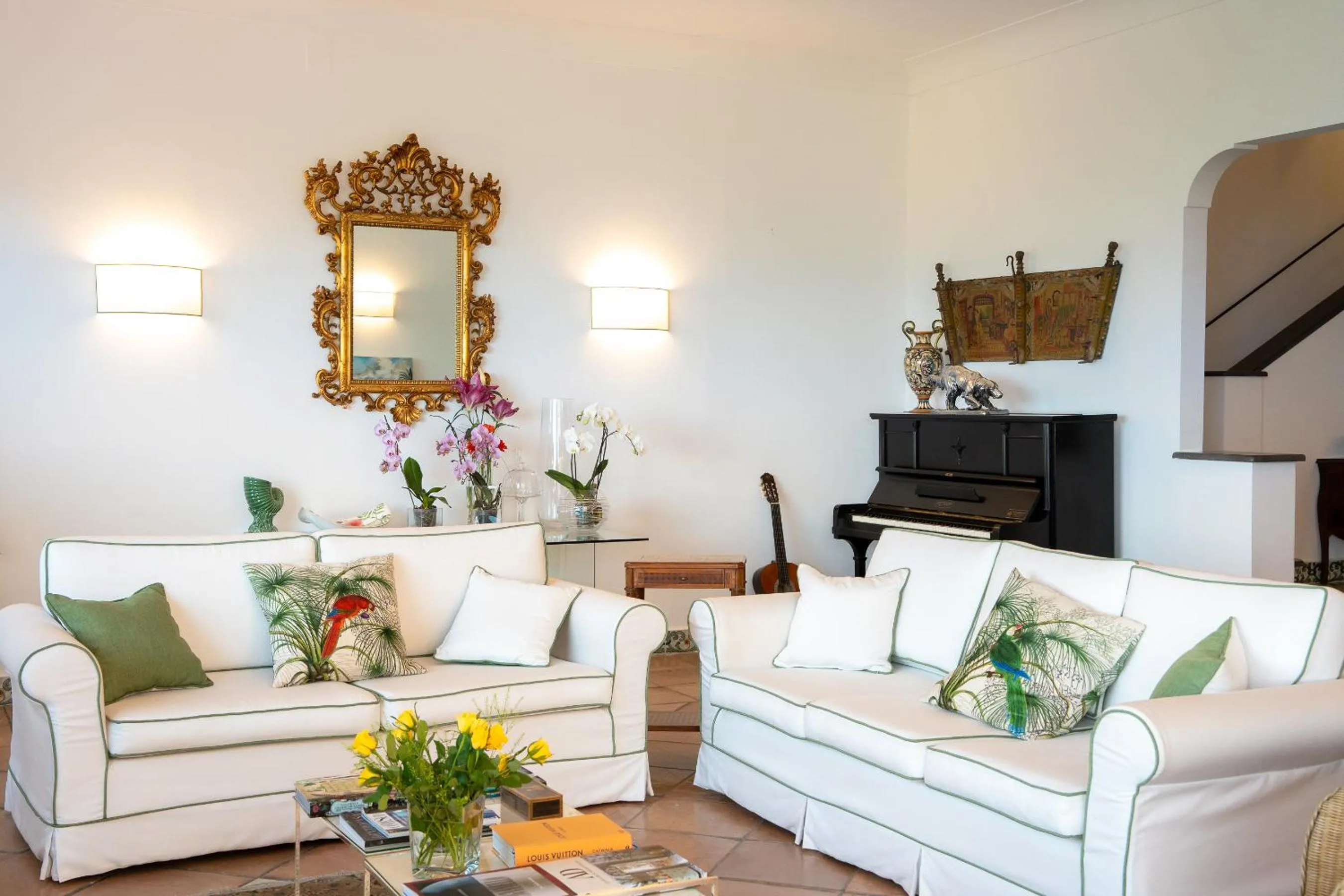 Living room in Eden Villa
