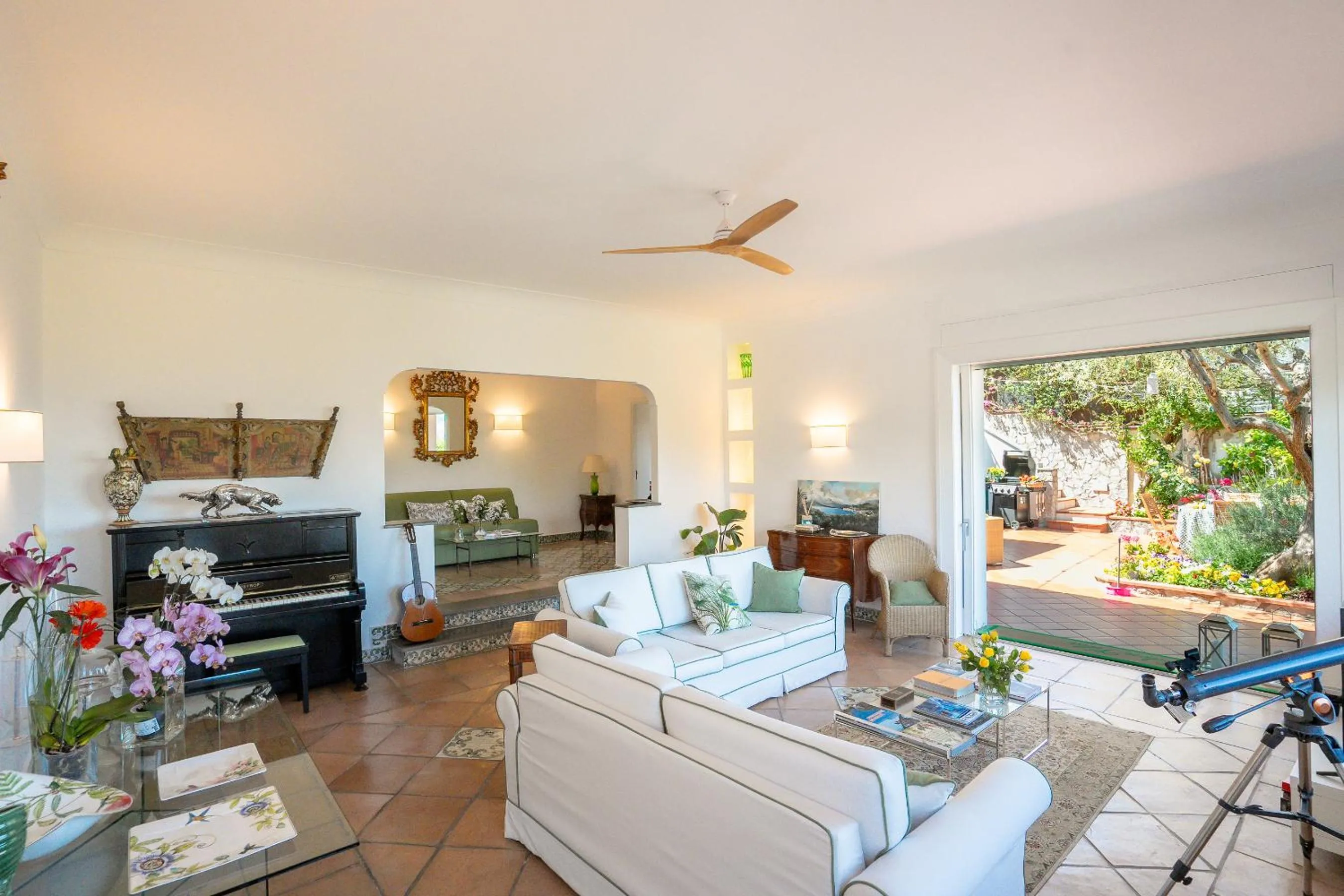 Living room in Eden Villa