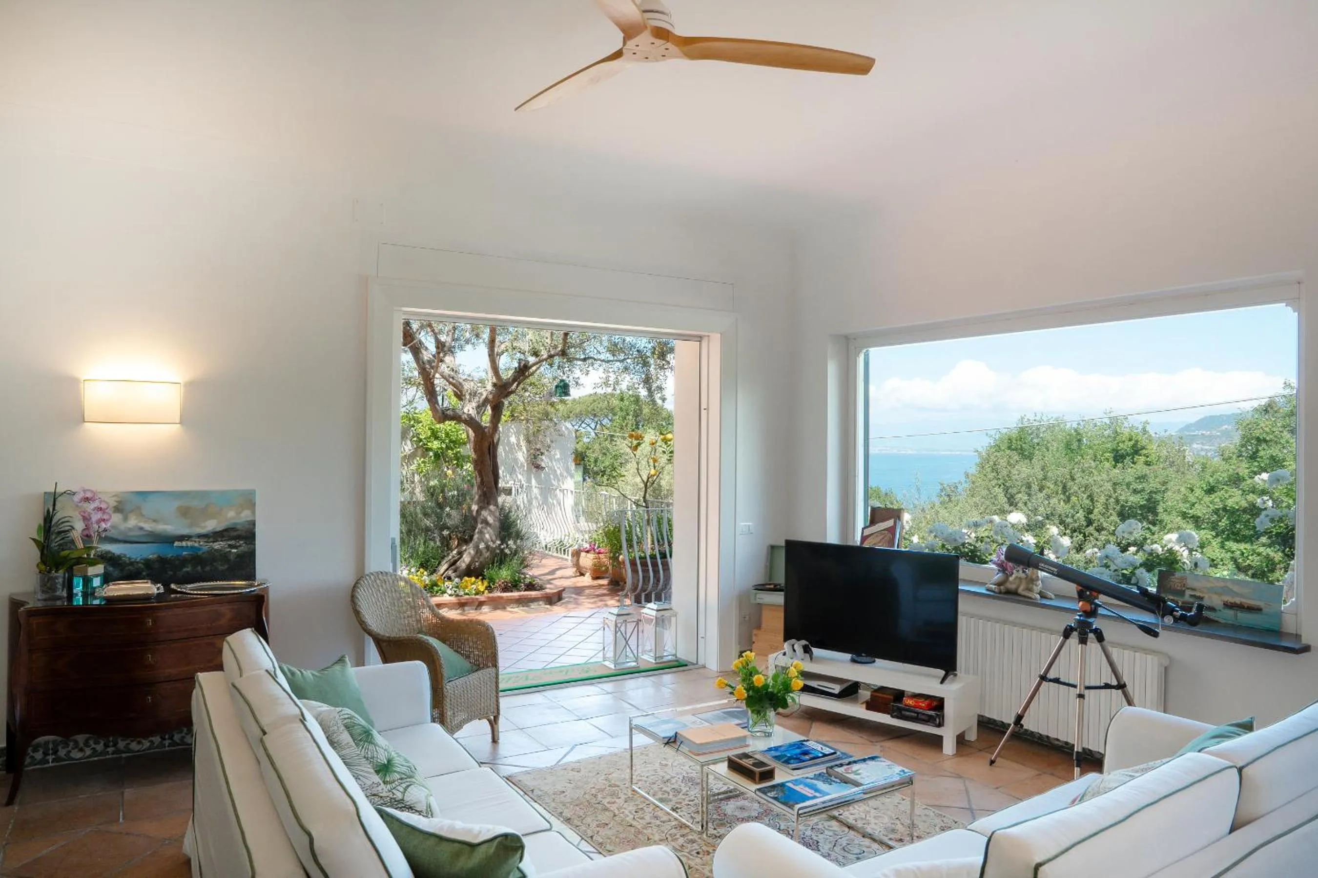 Living room in Eden Villa