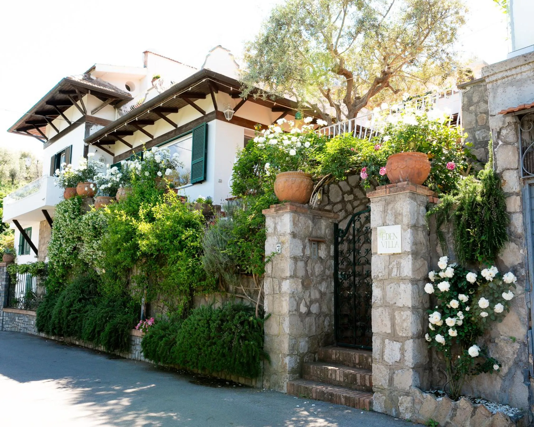 Property building in Eden Villa