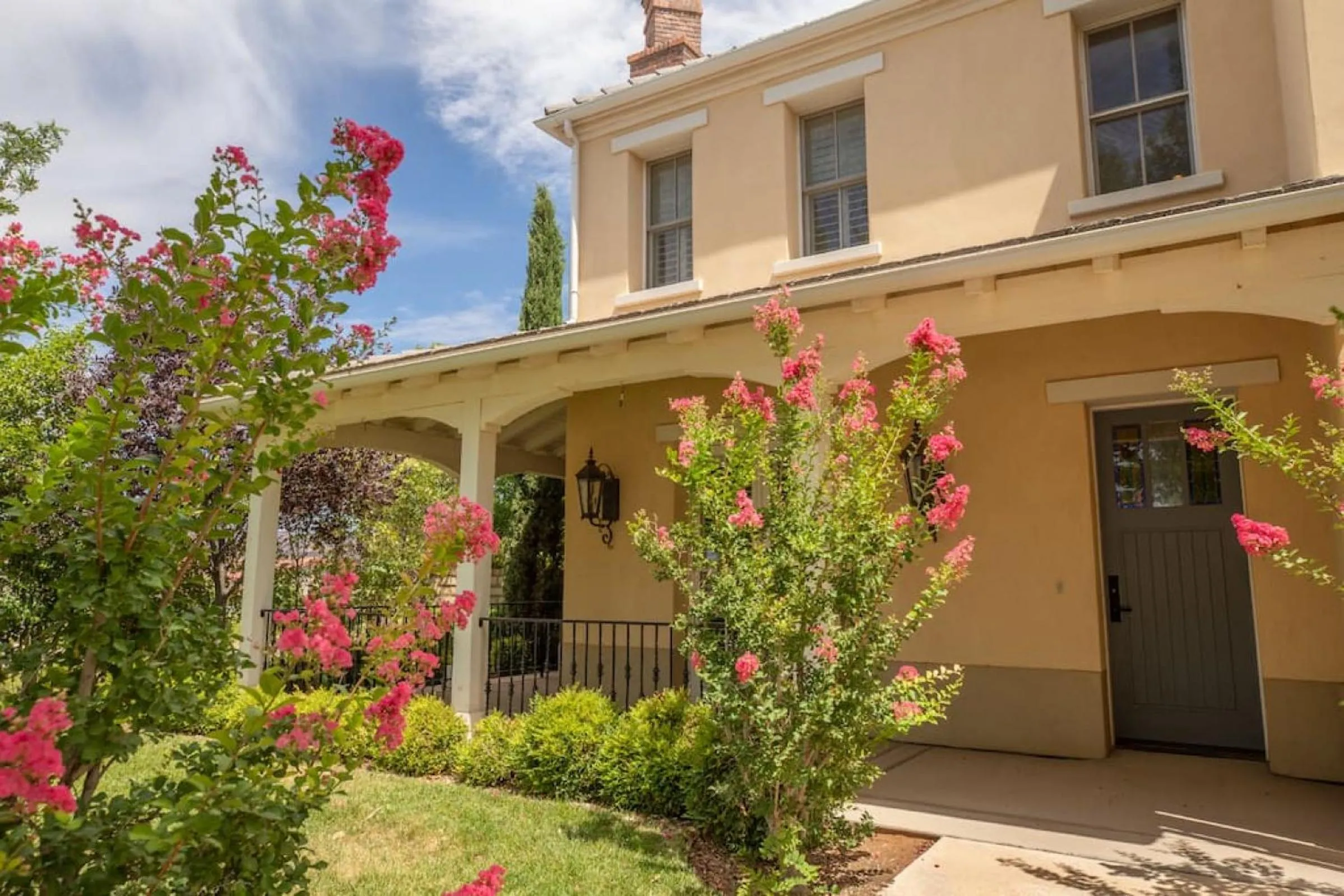 Mirabella Villa Private Pool and Outdoor Kitchen