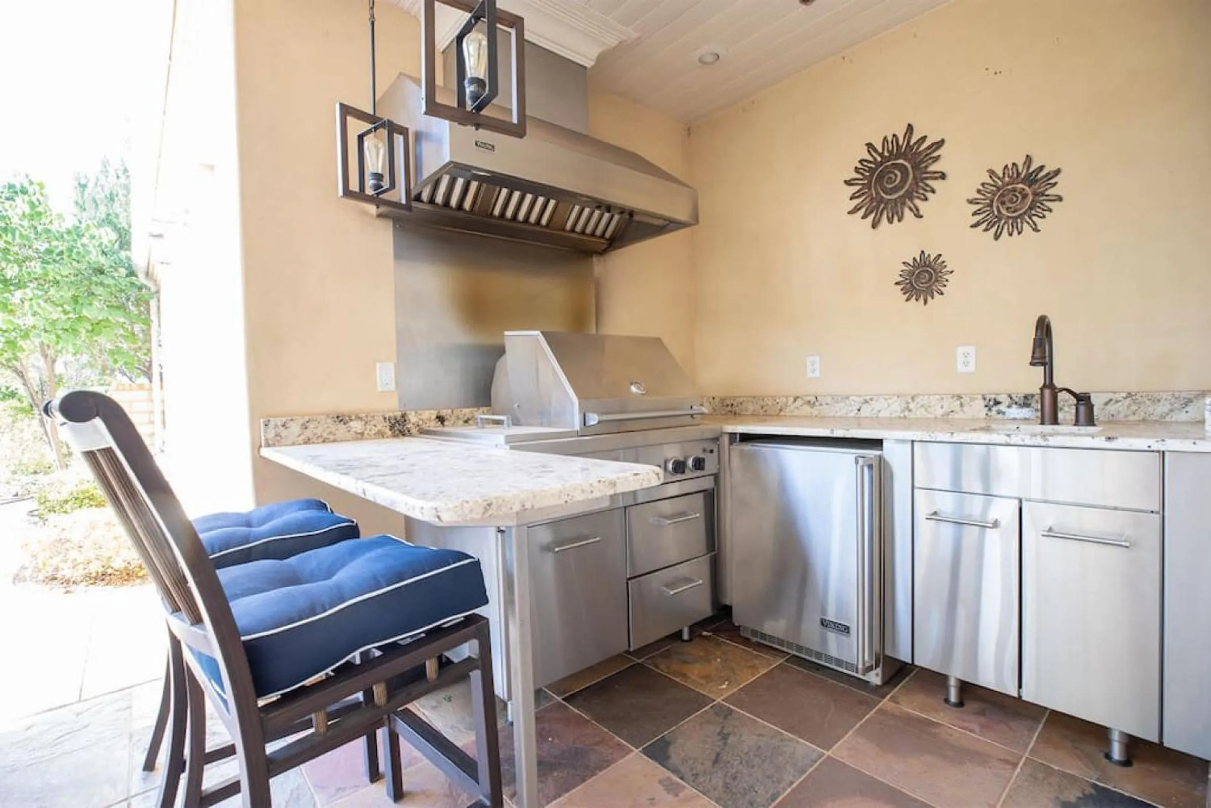 Mirabella Villa Private Pool and Outdoor Kitchen