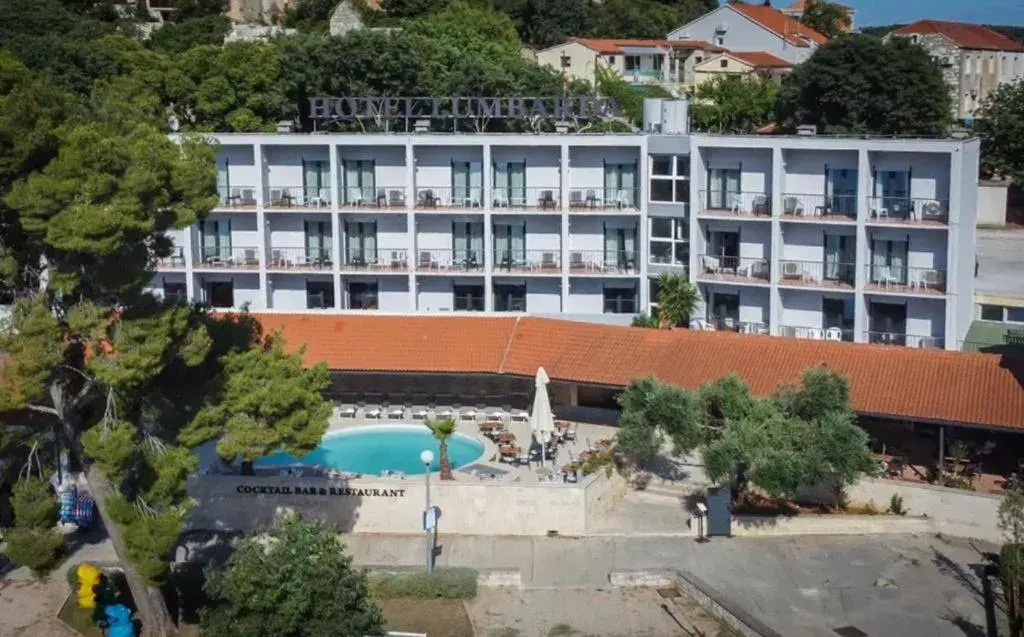 Property building in Hotel Lumbarda Property building in Hotel Lumbarda