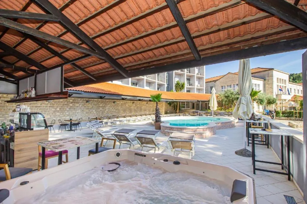 Balcony/Terrace in Hotel Lumbarda