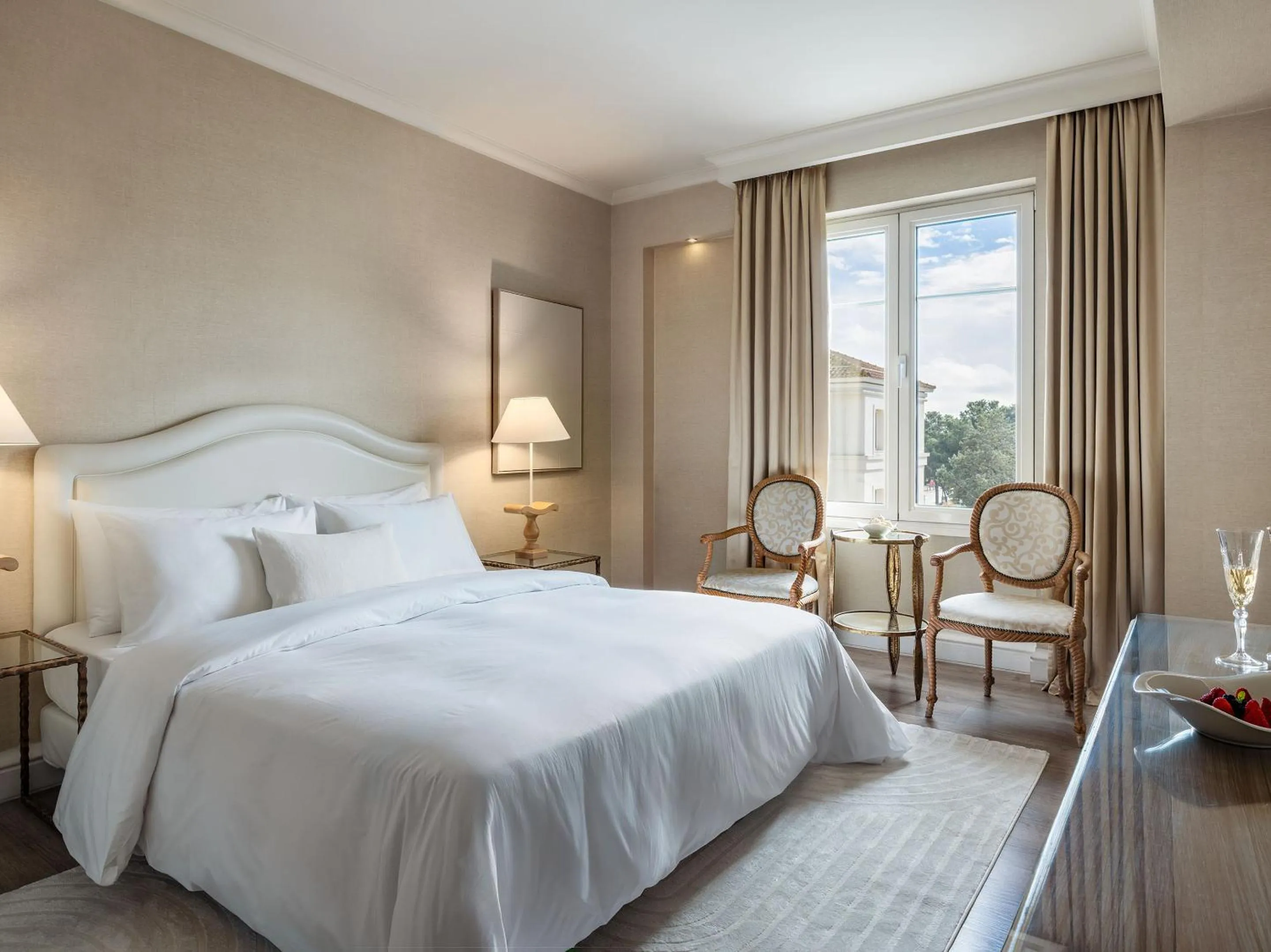 Bed in Grecotel Larissa Imperial