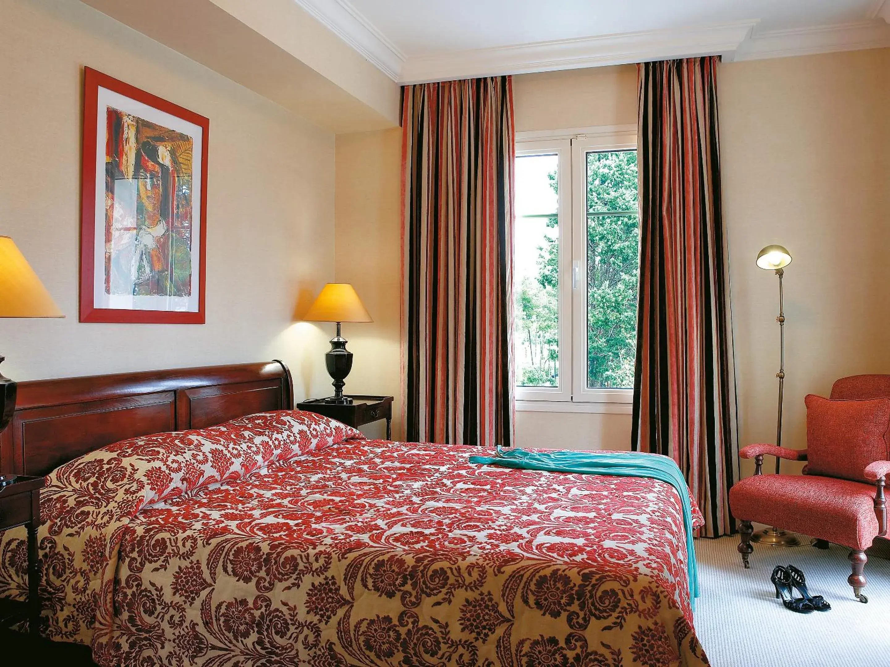 Bed in Grecotel Larissa Imperial Bed in Grecotel Larissa Imperial