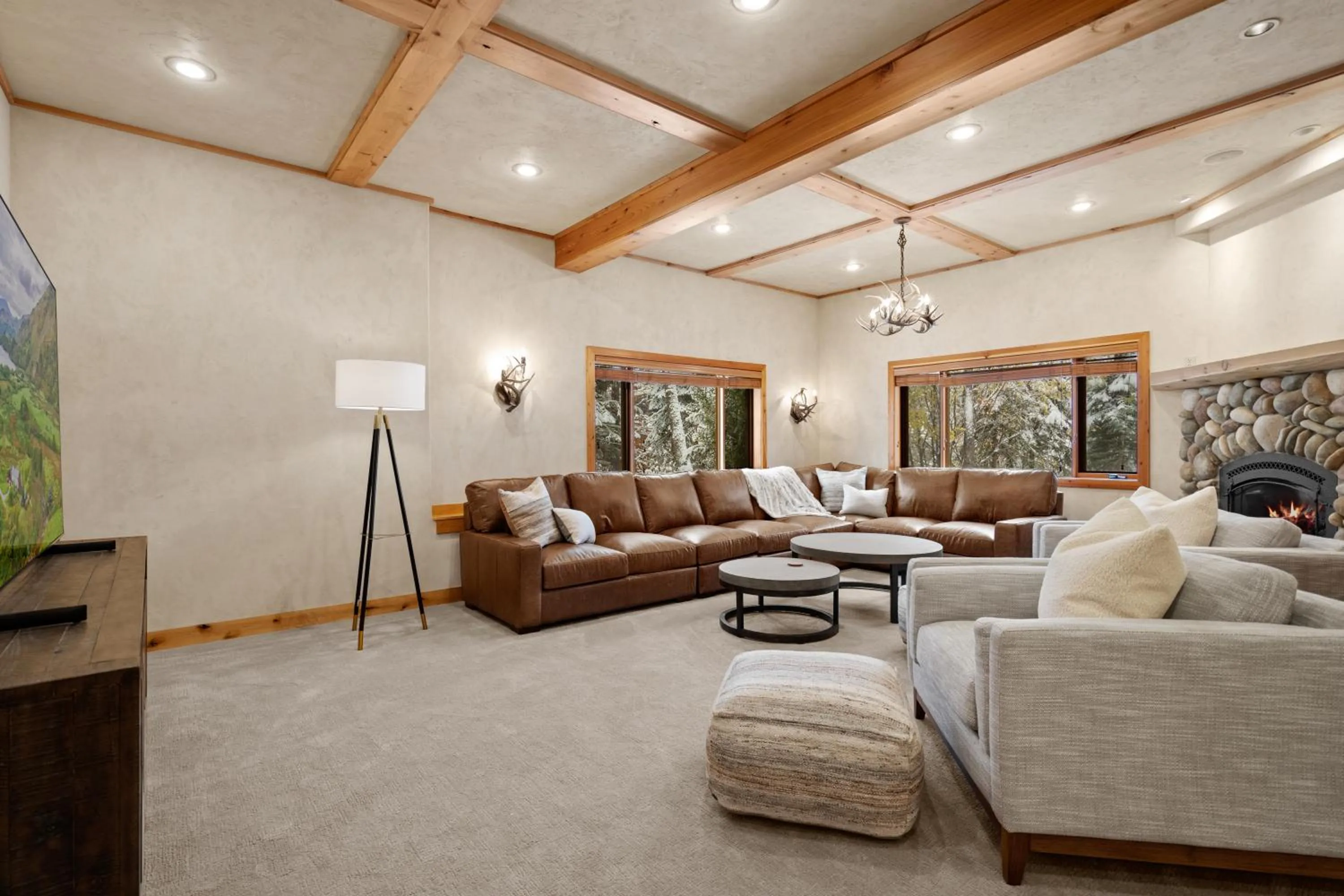 The Grand Alpine Lodge