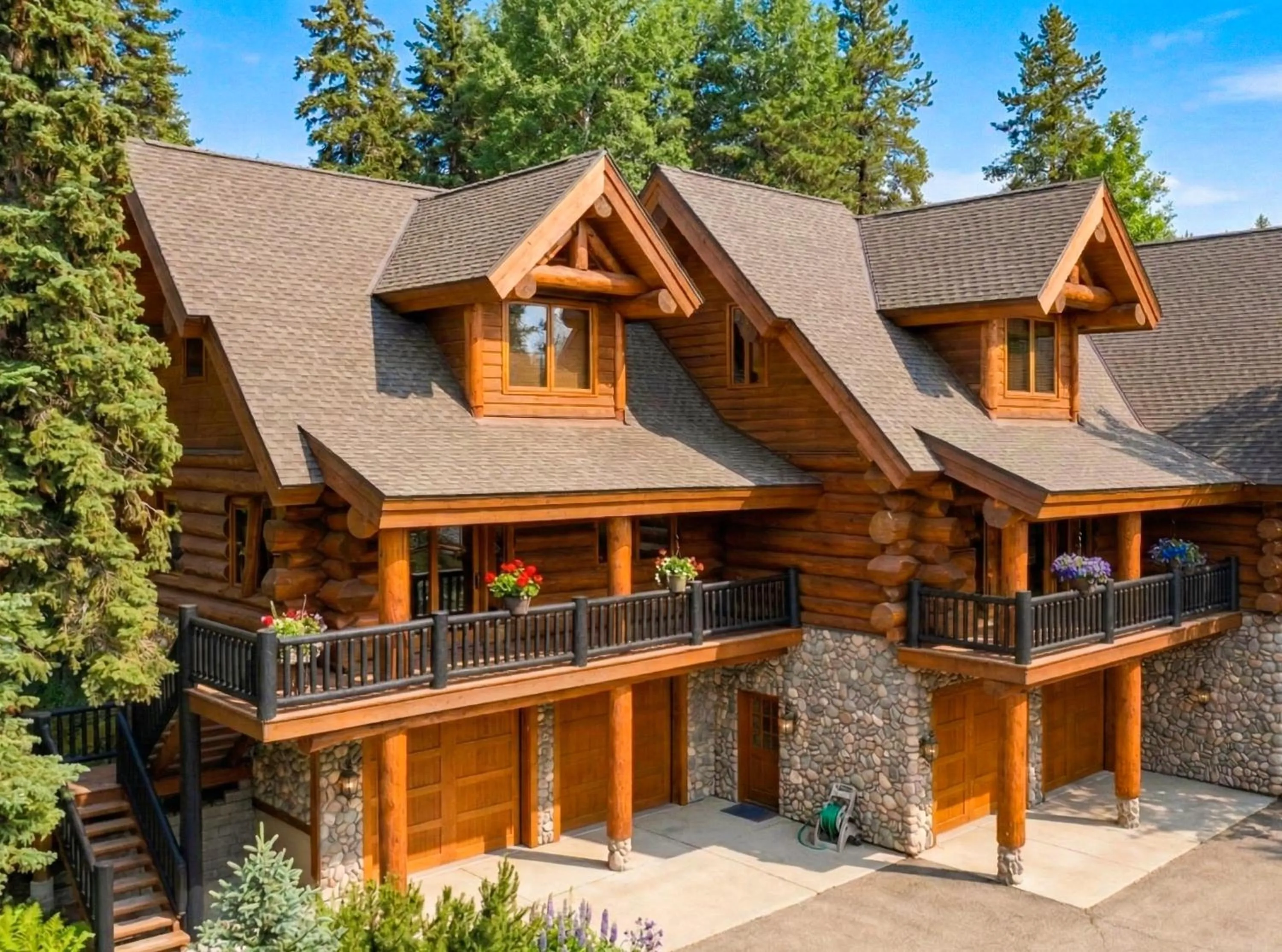 The Grand Alpine Lodge