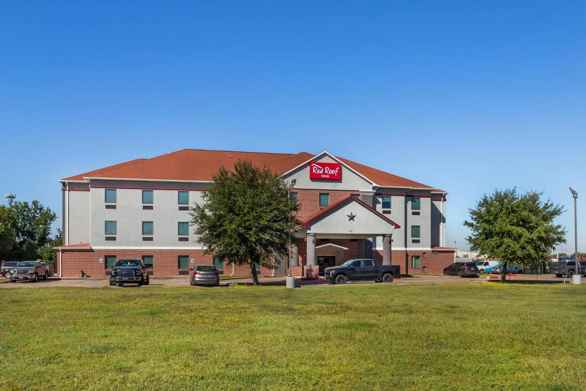 Property building in Red Roof Inn La Porte