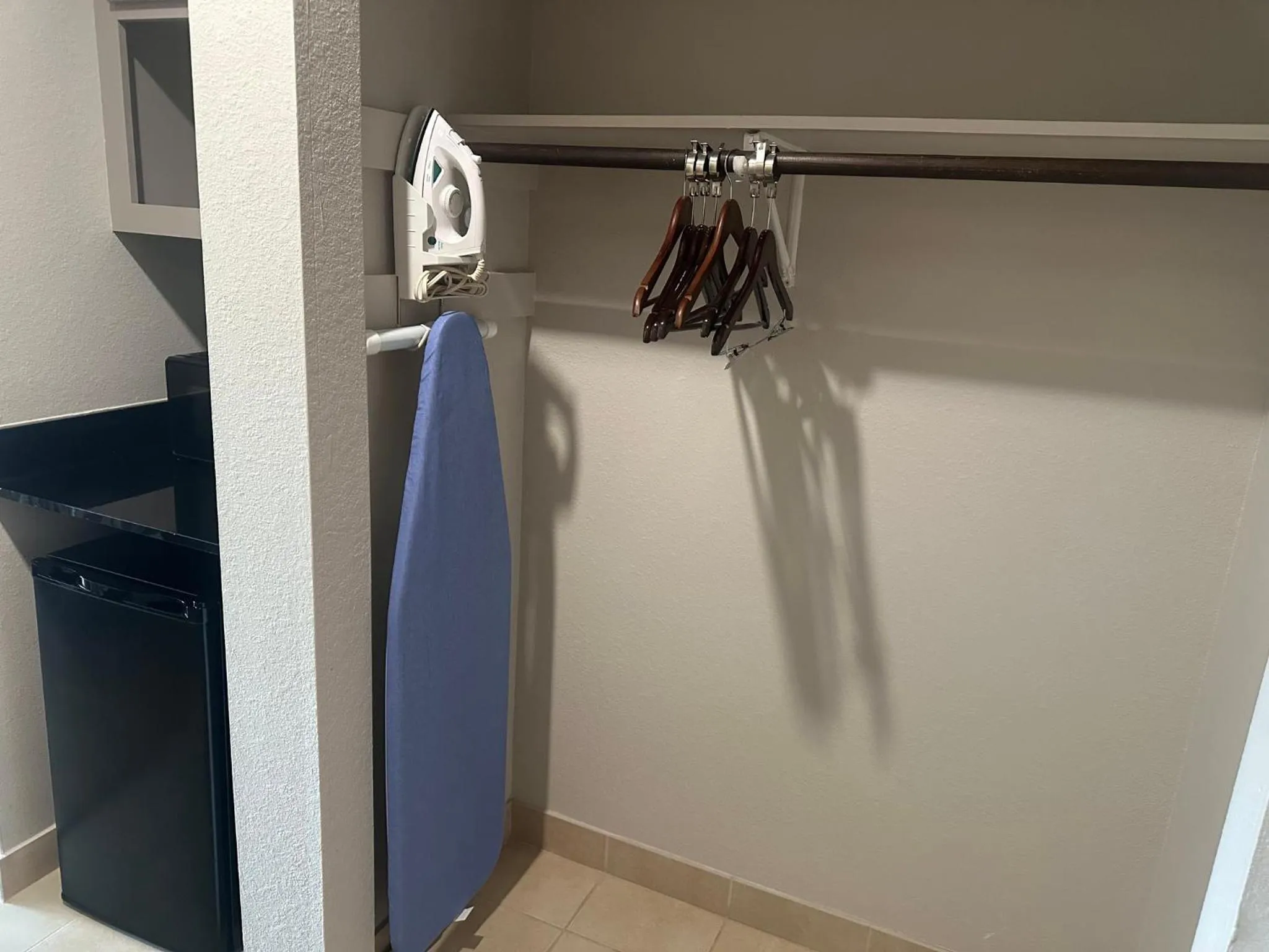 Bedroom in Red Roof Inn La Porte