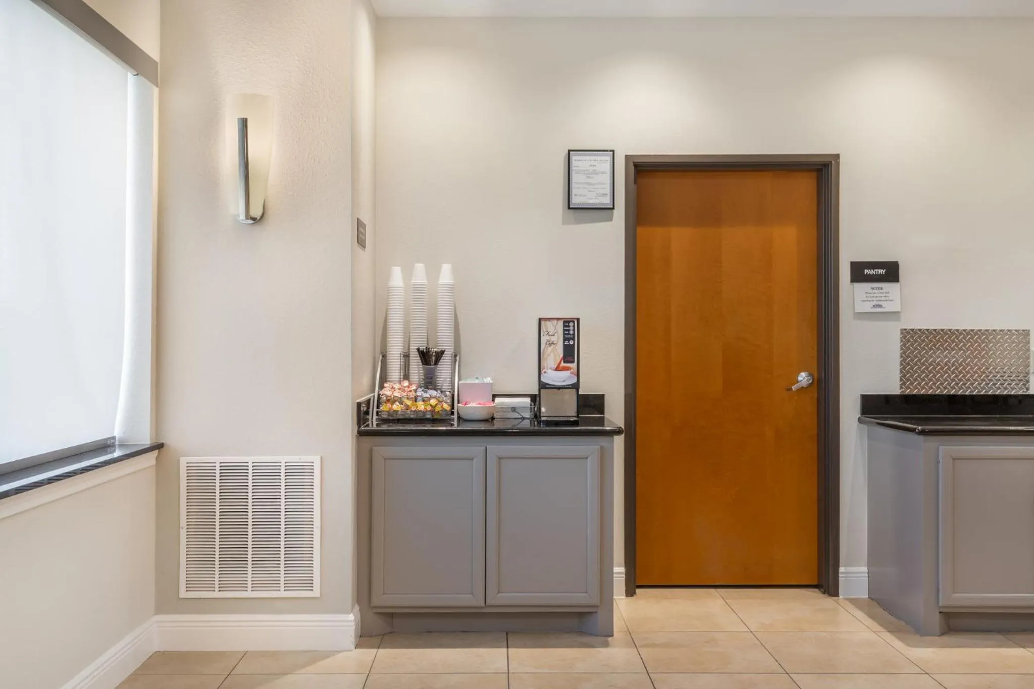 Breakfast in Red Roof Inn La Porte