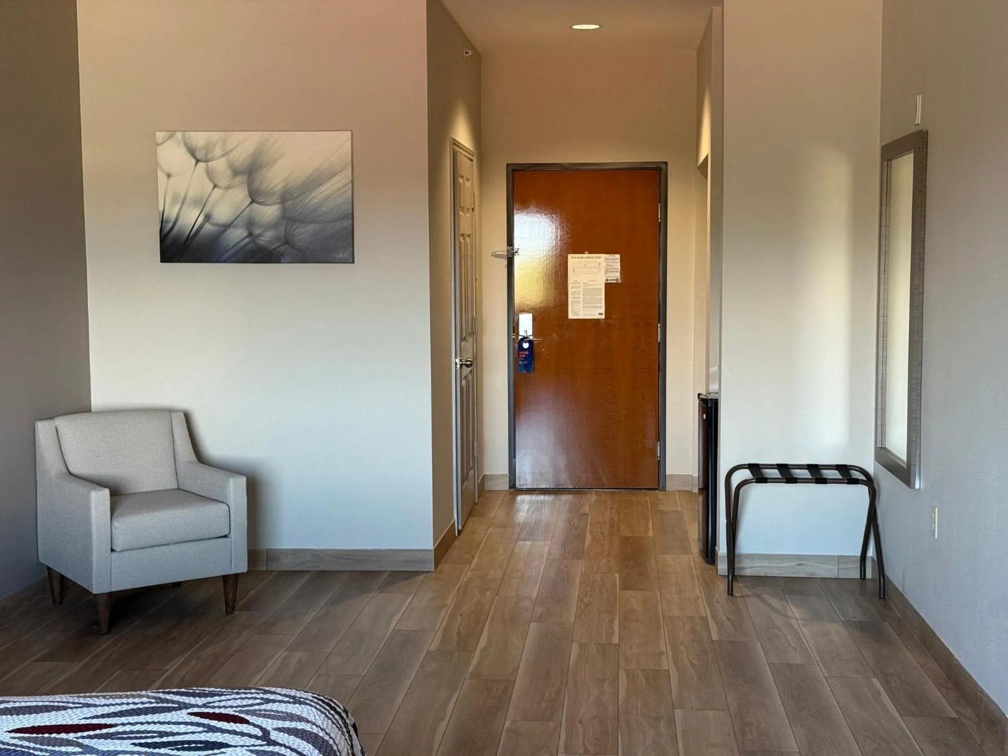 Photo of the whole room in Red Roof Inn La Porte