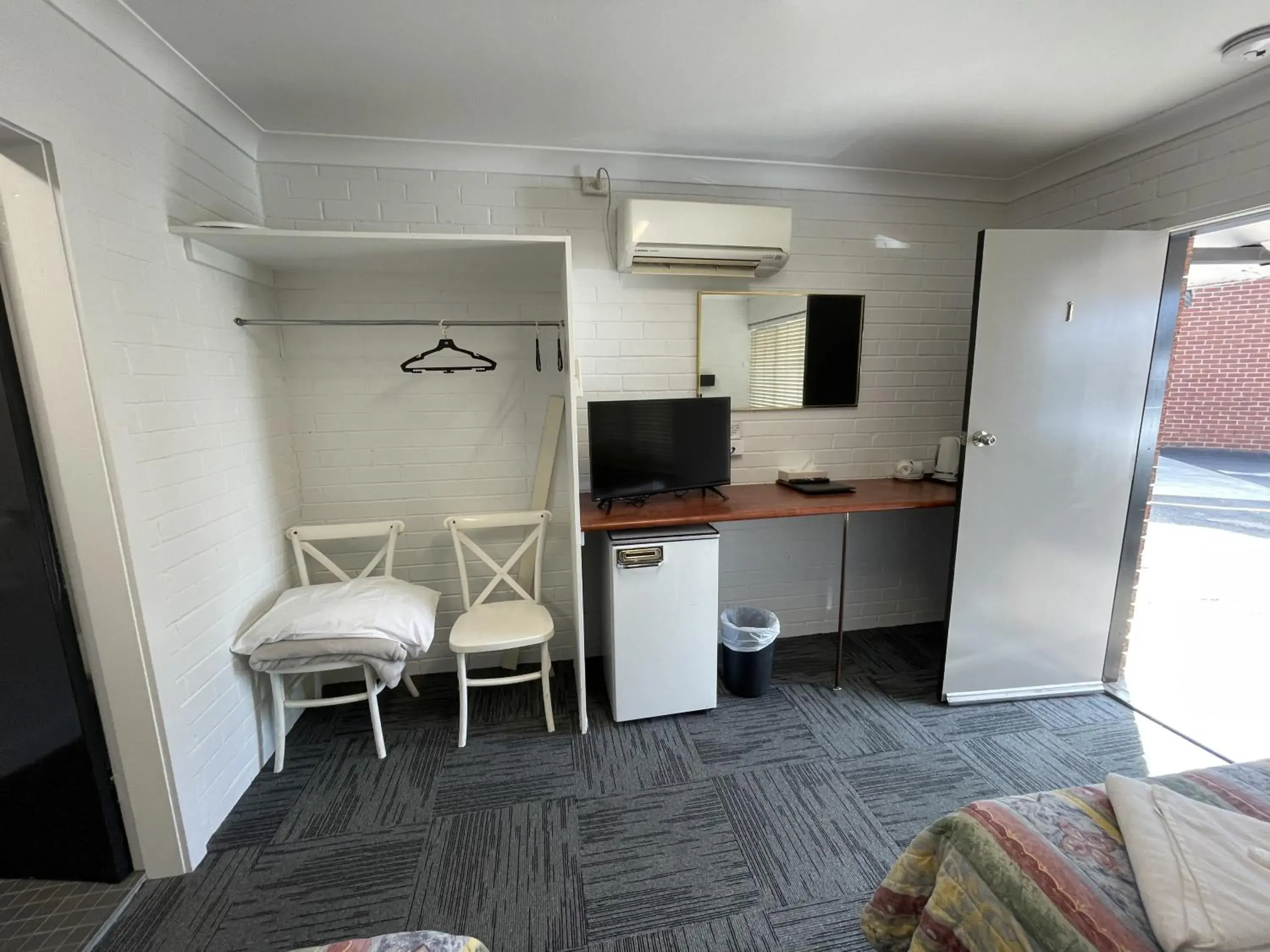 Triple Room - single occupancy in Kelso Hotel Triple Room - single occupancy in Kelso Hotel