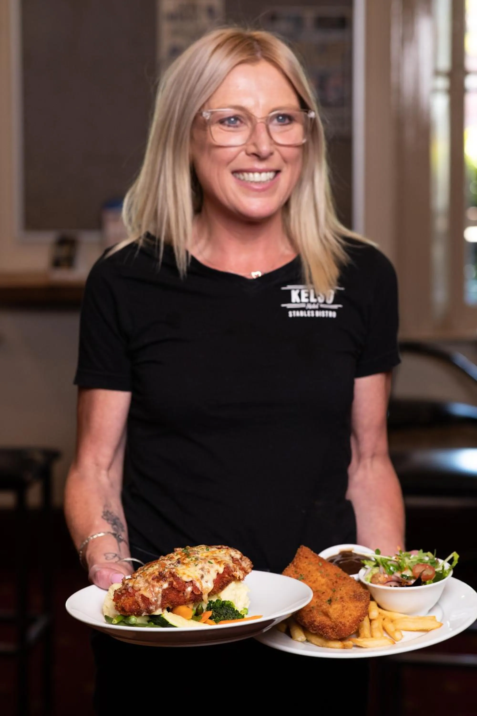 Restaurant/places to eat in Kelso Hotel