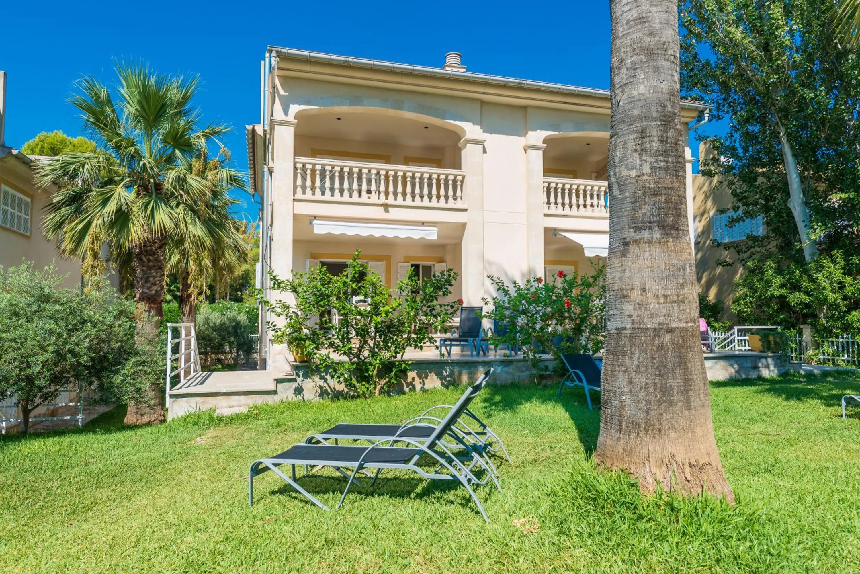 Property building in NEW! Sun of the *Beach*4 Holiday* home in Mallorca