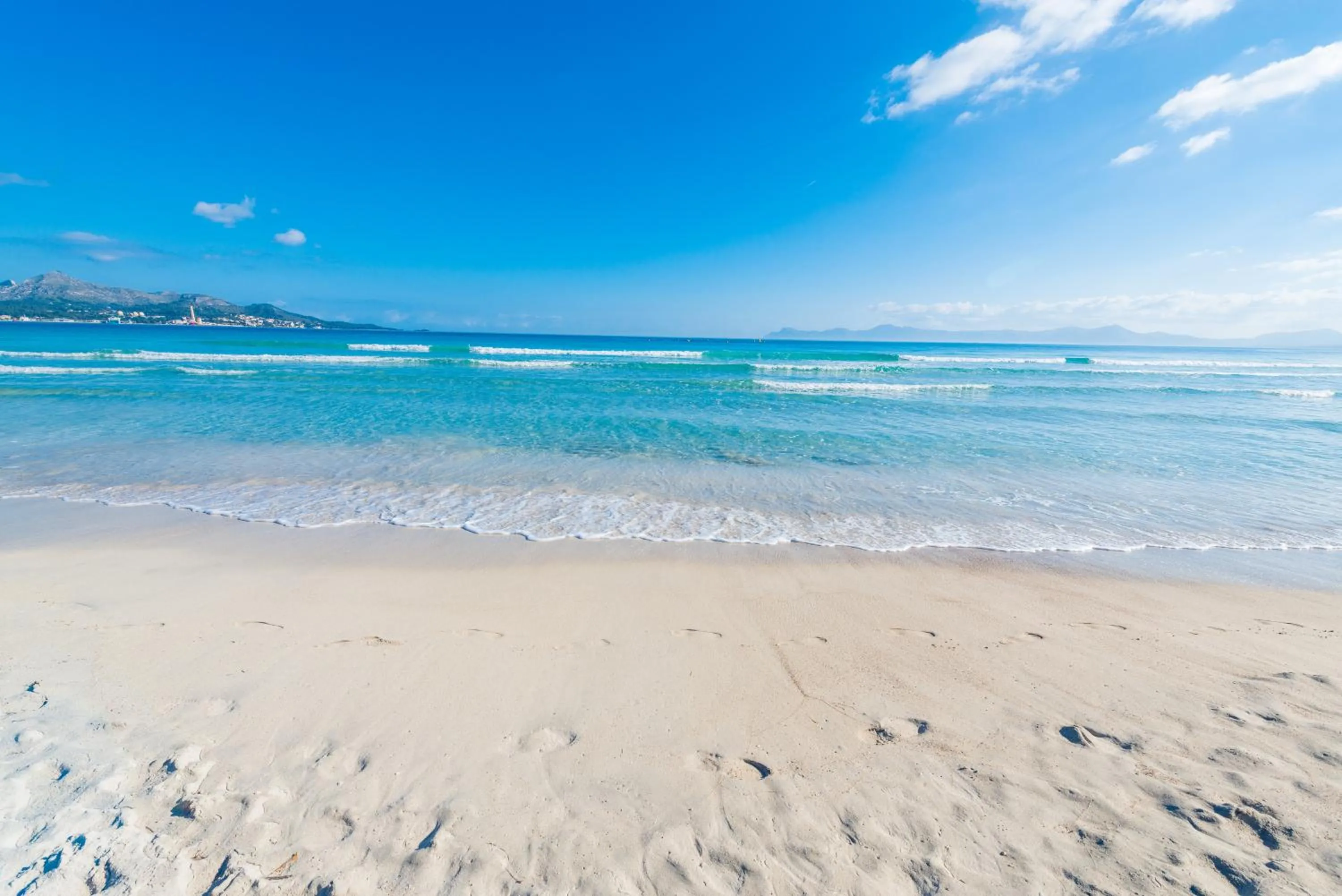 Beach in NEW! Sun of the *Beach*4 Holiday* home in Mallorca