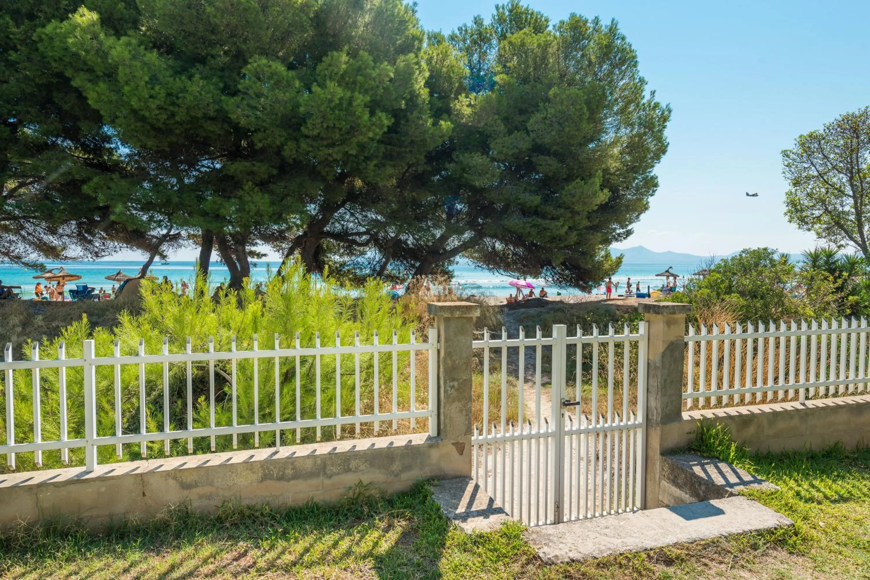 Garden view in NEW! Sun of the *Beach*4 Holiday* home in Mallorca