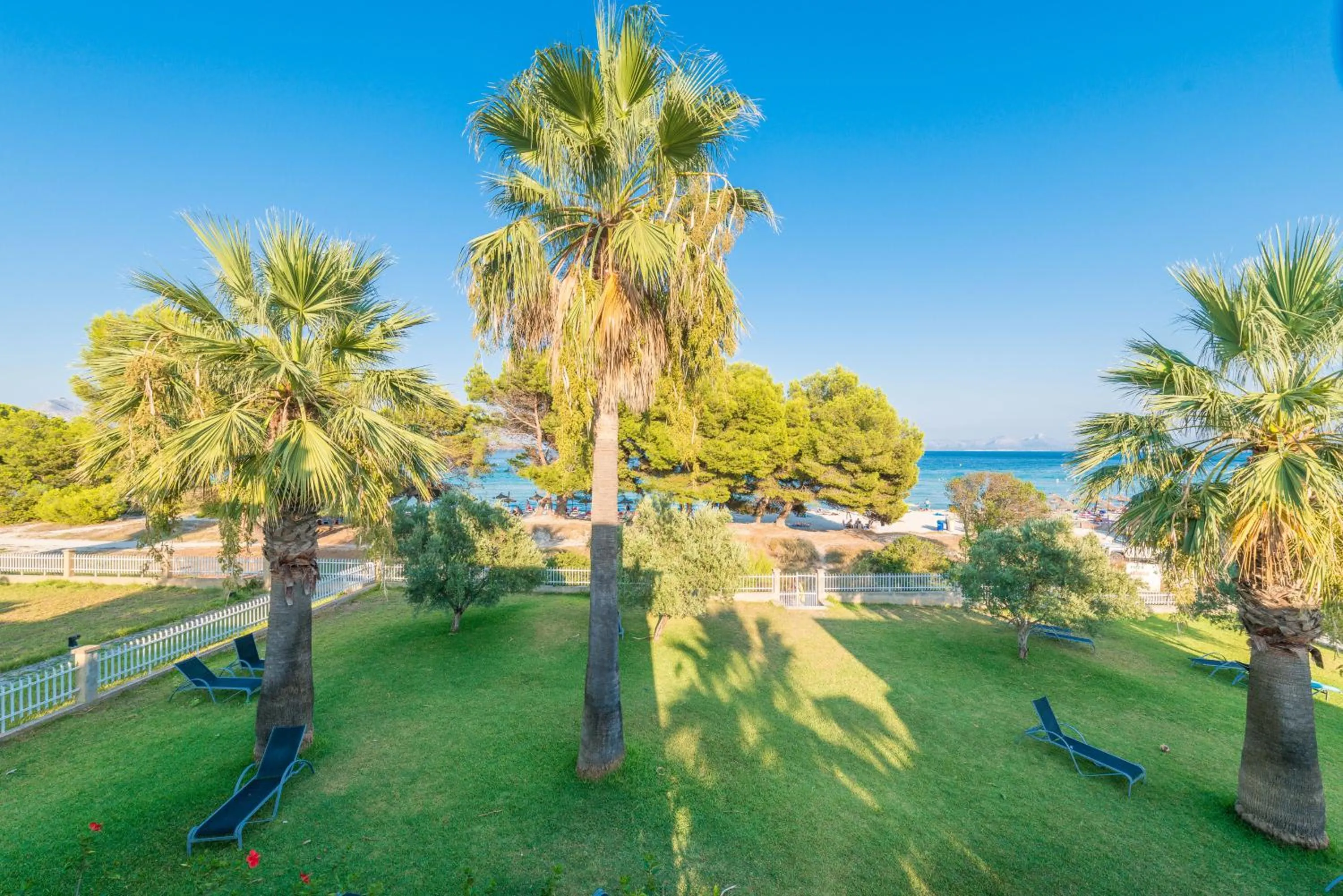 Garden view in NEW! Sun of the *Beach*4 Holiday* home in Mallorca