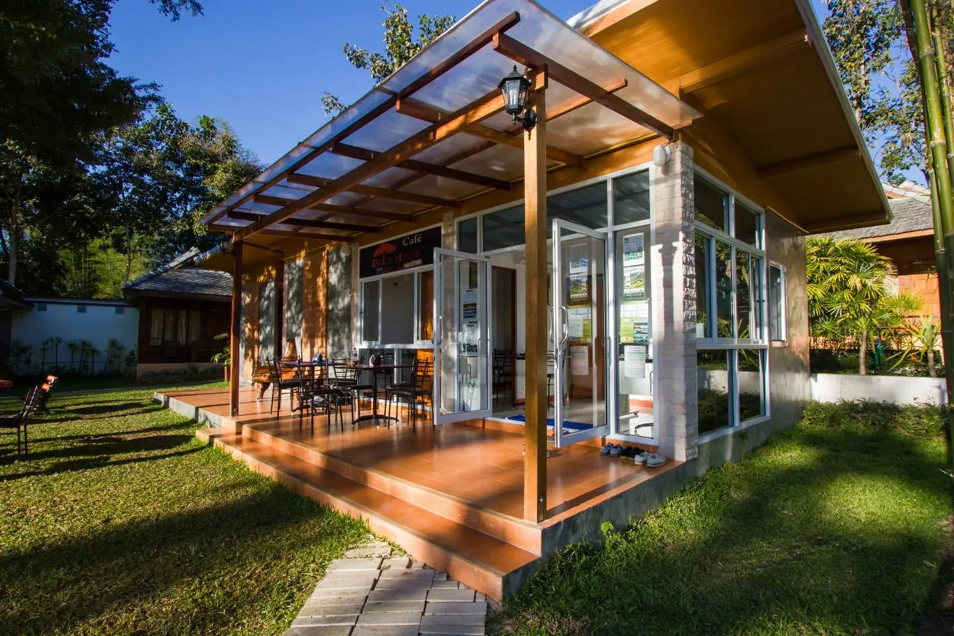 Lobby or reception in Mad Monkey Pai Lobby or reception in Mad Monkey Pai