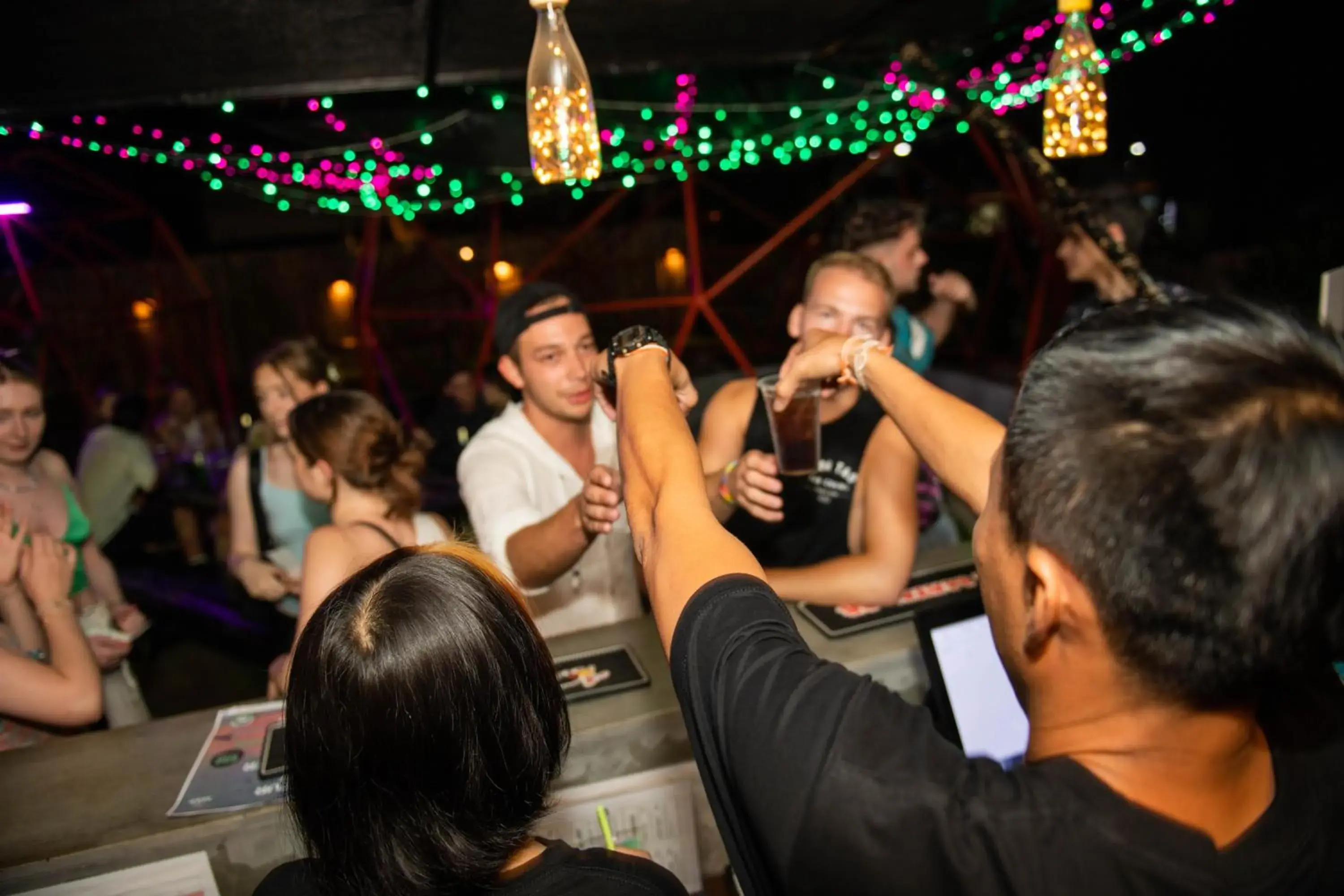 Lounge or bar in Mad Monkey Pai Lounge or bar in Mad Monkey Pai