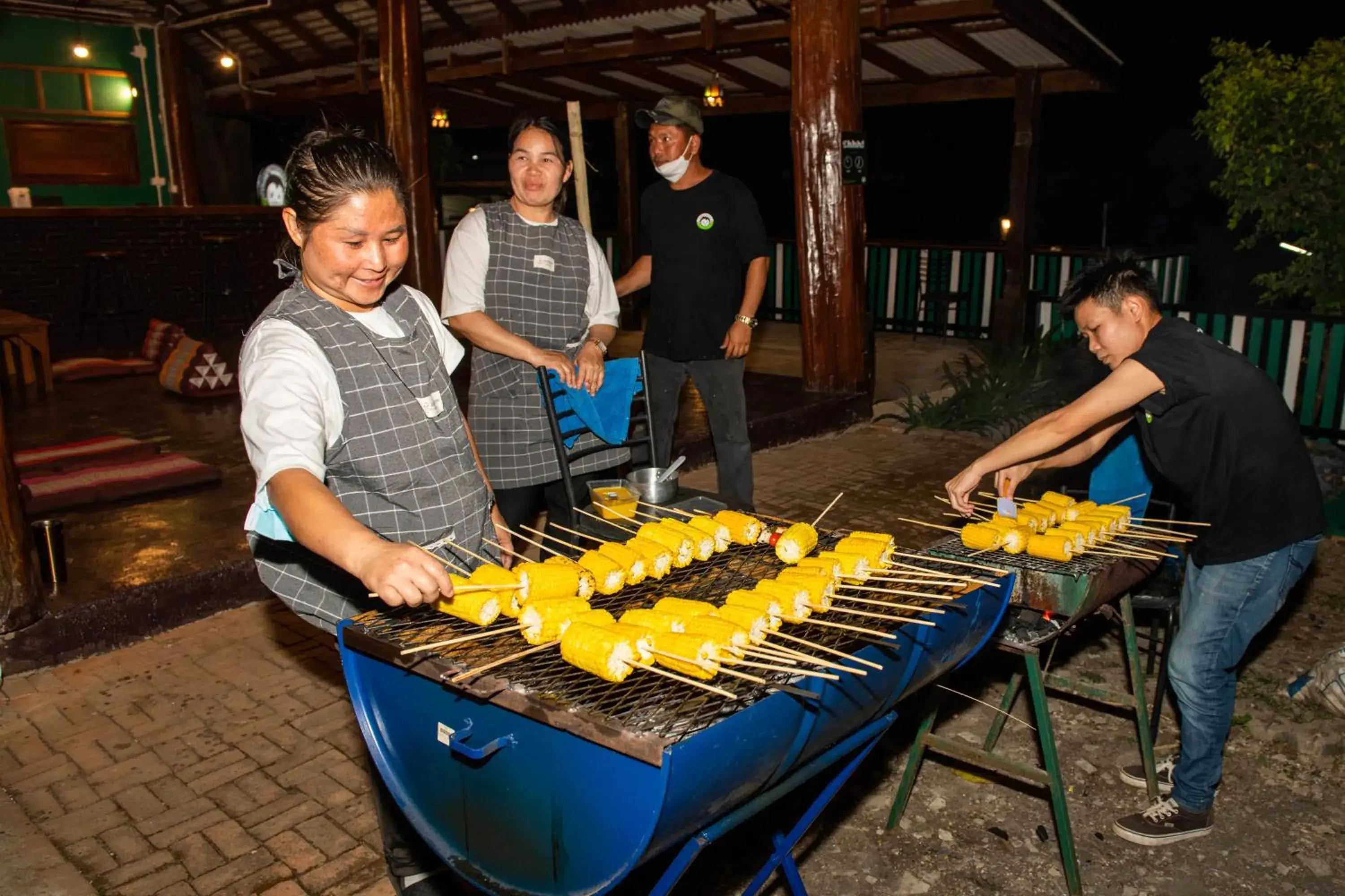 Restaurant/places to eat in Mad Monkey Pai Restaurant/places to eat in Mad Monkey Pai