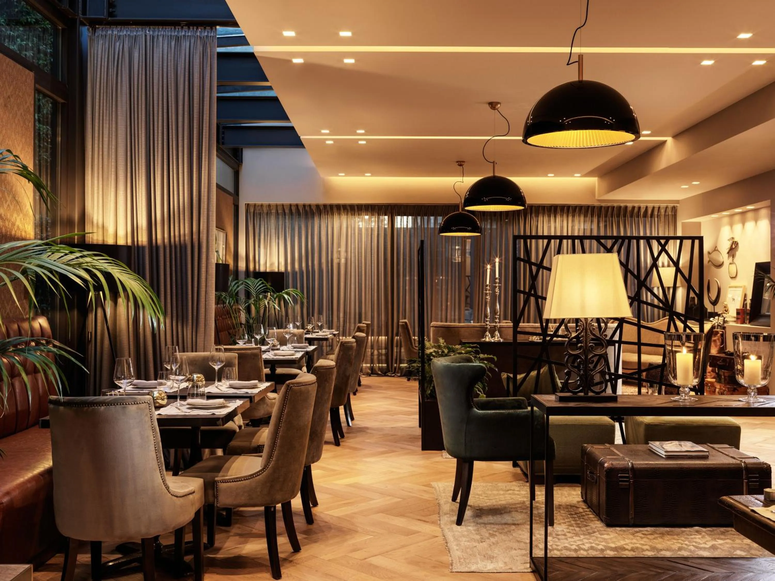 Restaurant/places to eat in Sea View Cityscape Hotel