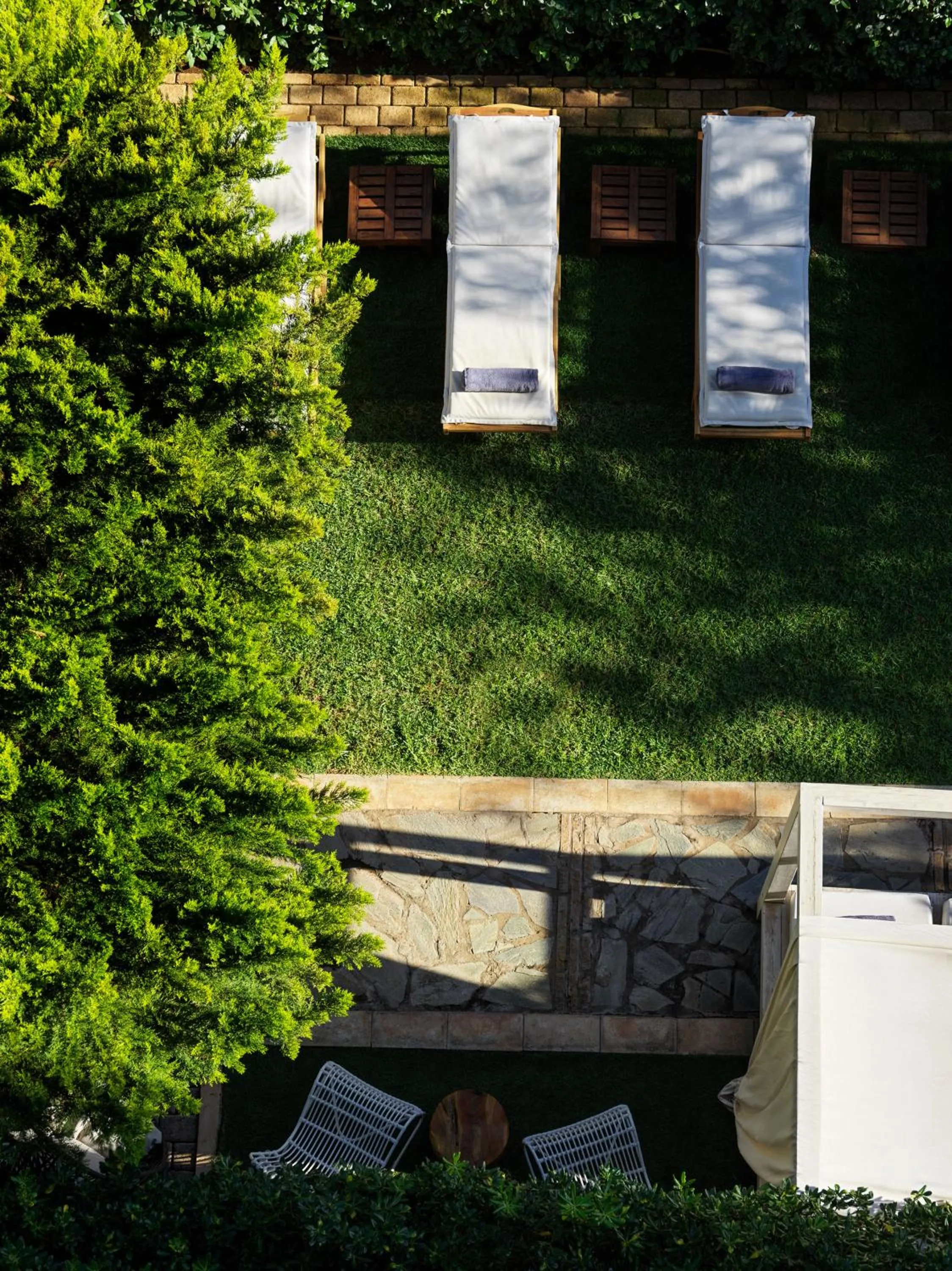 Day in Sea View Cityscape Hotel