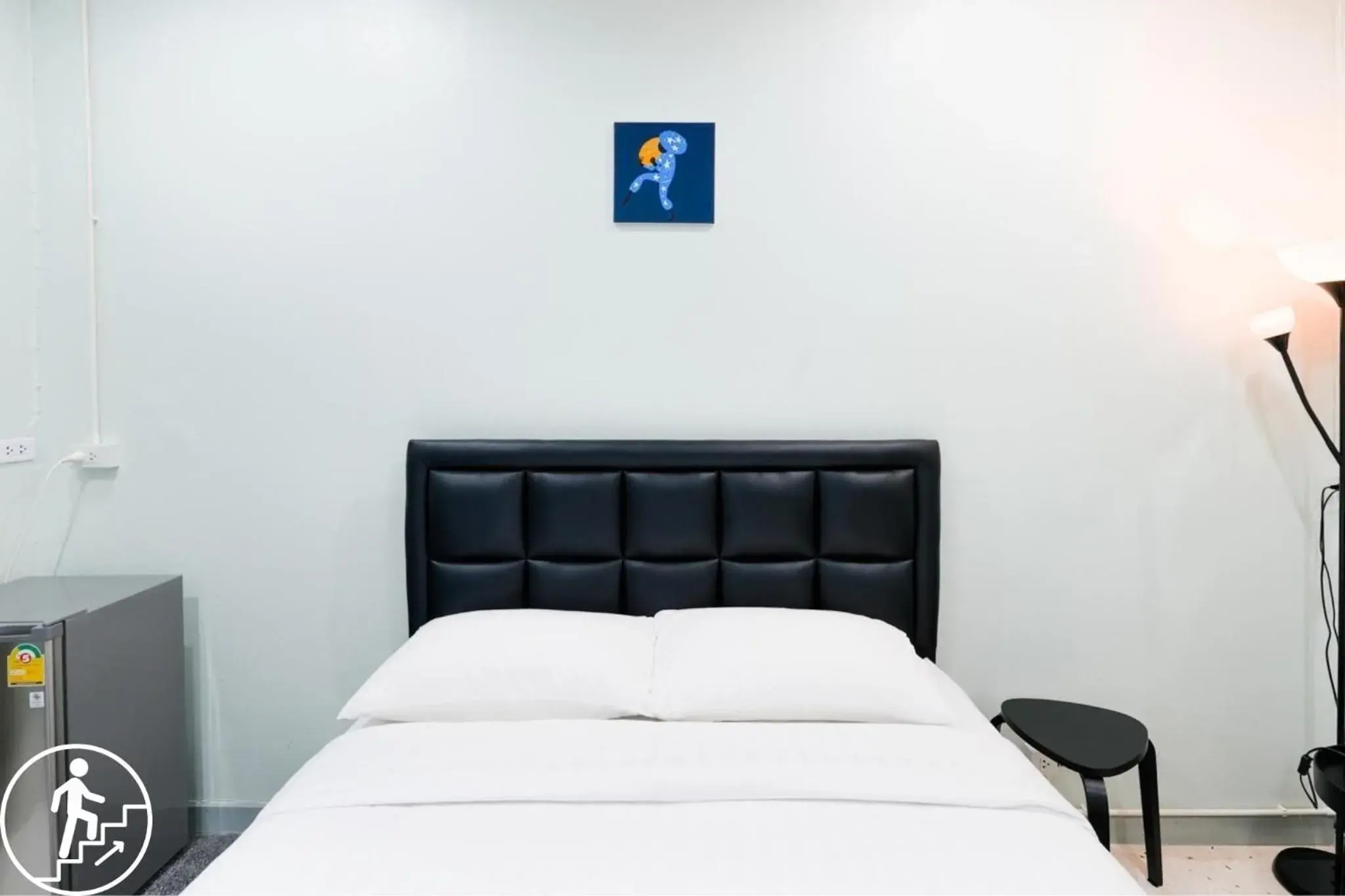 Deluxe Queen Room - single occupancy in Suksomboon Residence Deluxe Queen Room - single occupancy in Suksomboon Residence