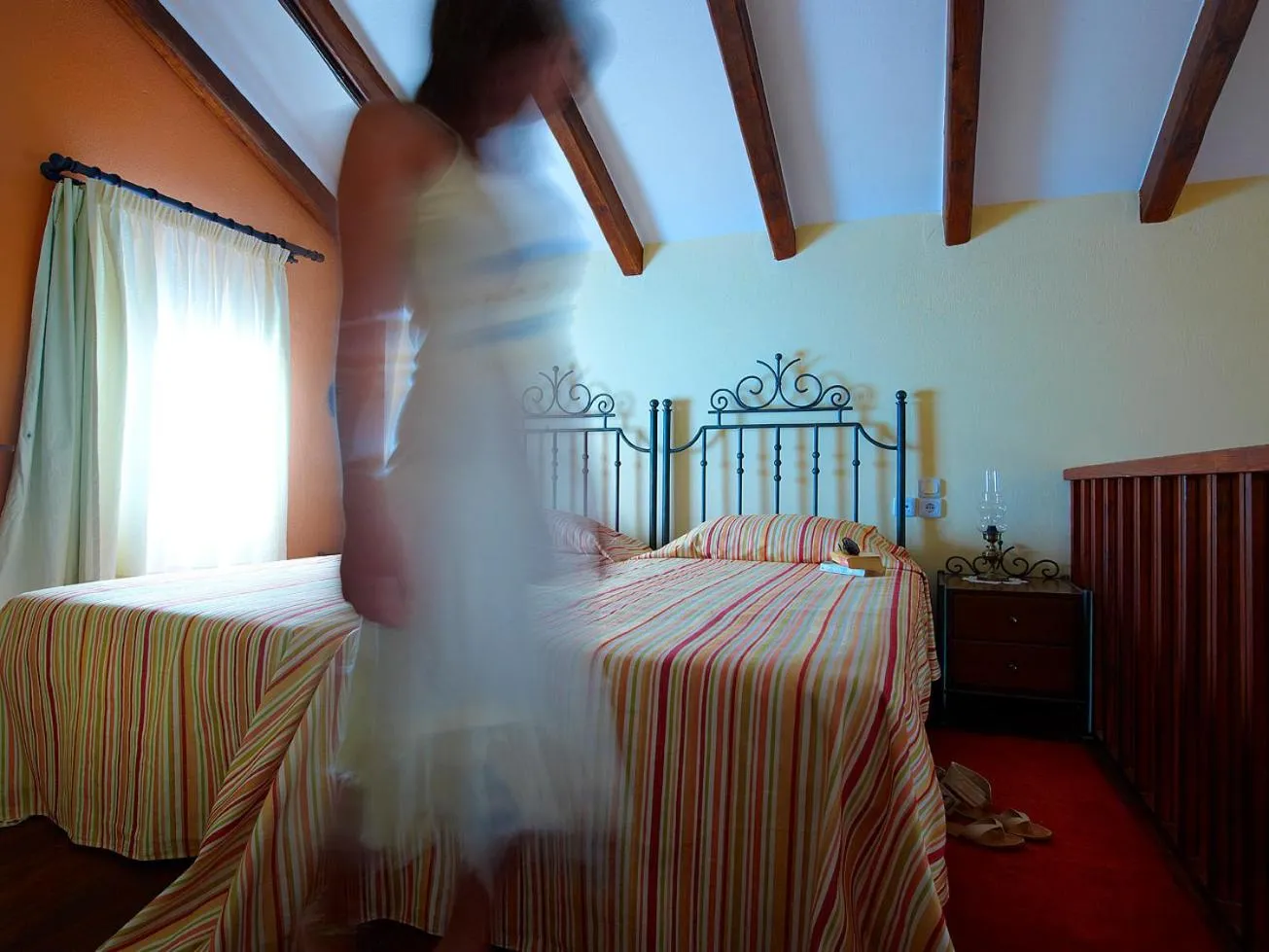 Bedroom, Bed in Katalagari Country Suites