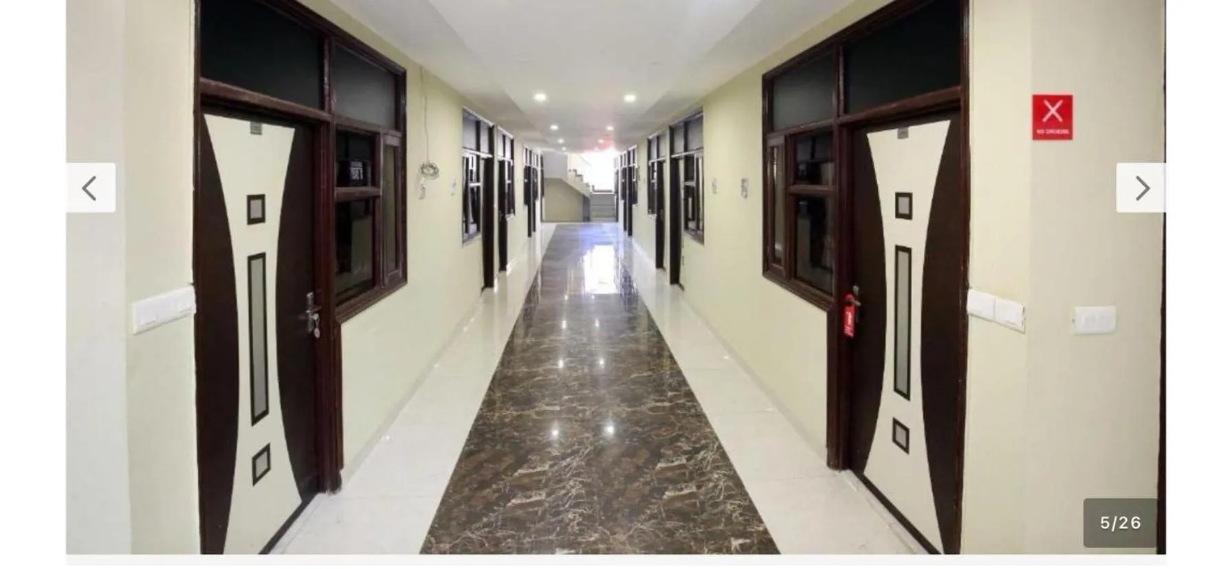 Lobby or reception in Hotel O Alpine