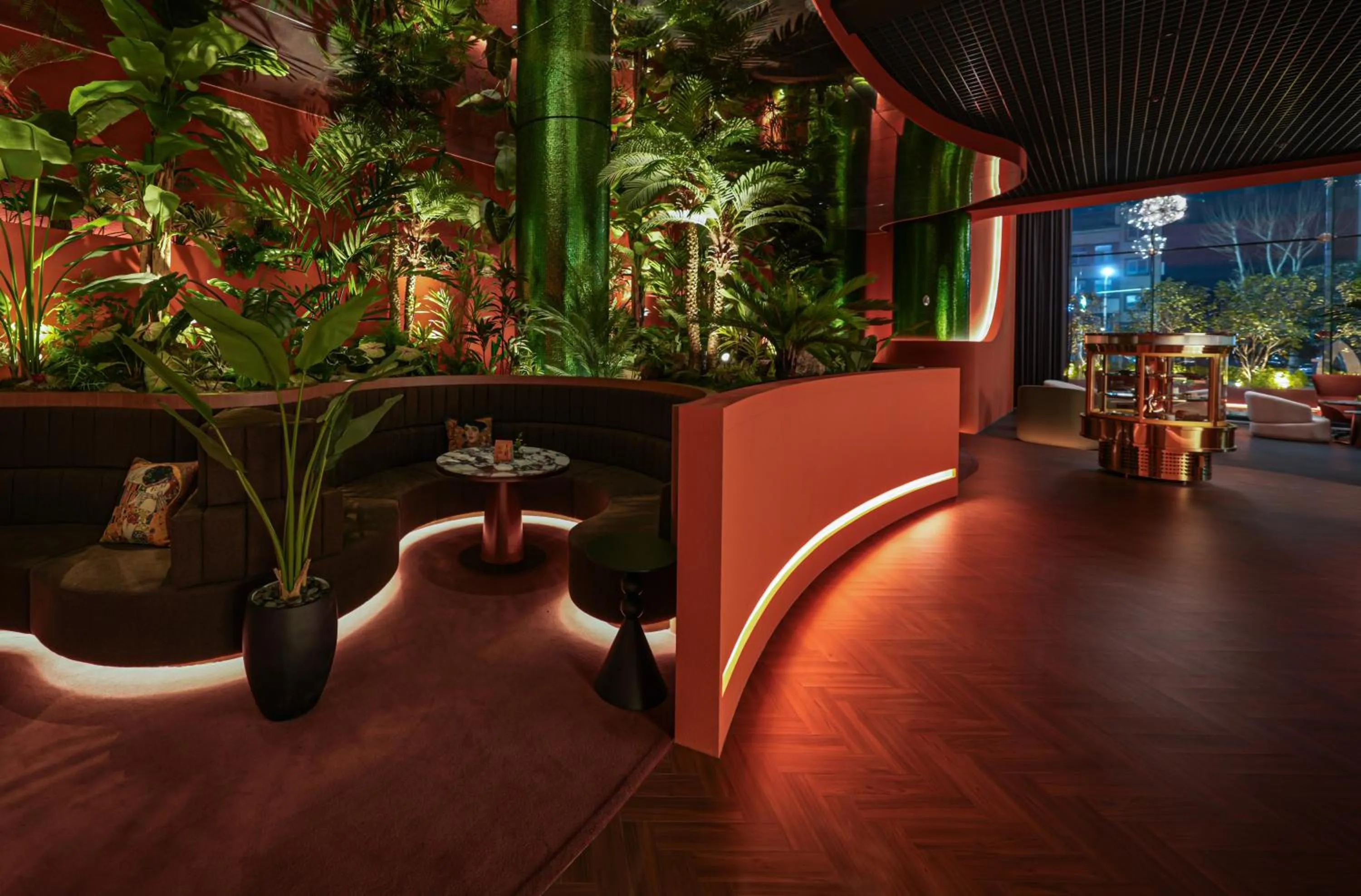 Lounge or bar in Eldis Regent Hotel