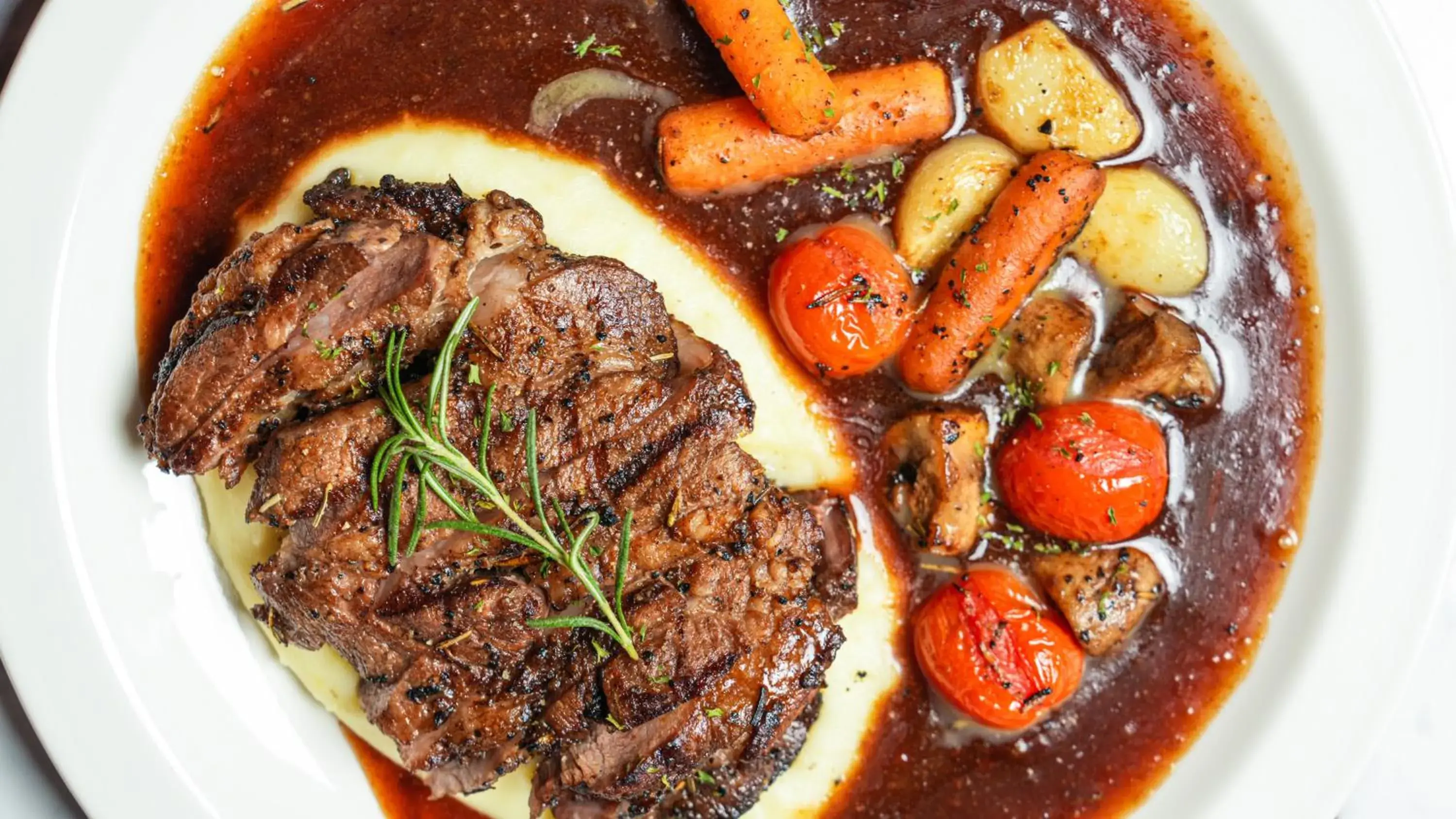 Restaurant/places to eat in Eldis Regent Hotel Restaurant/places to eat in Eldis Regent Hotel